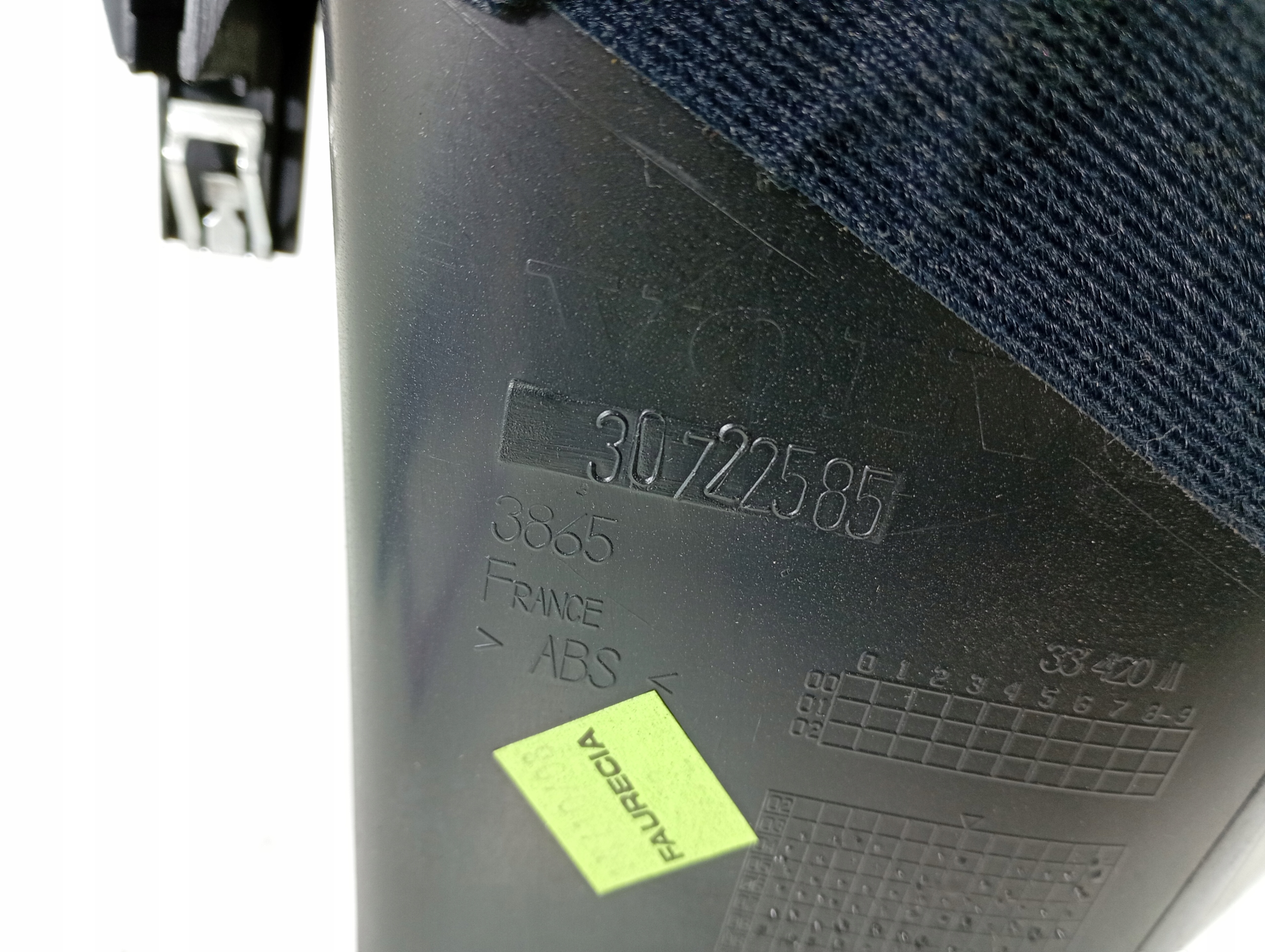 Volvo V50 S40 04-12 RÁM obal budíku OE 30722585