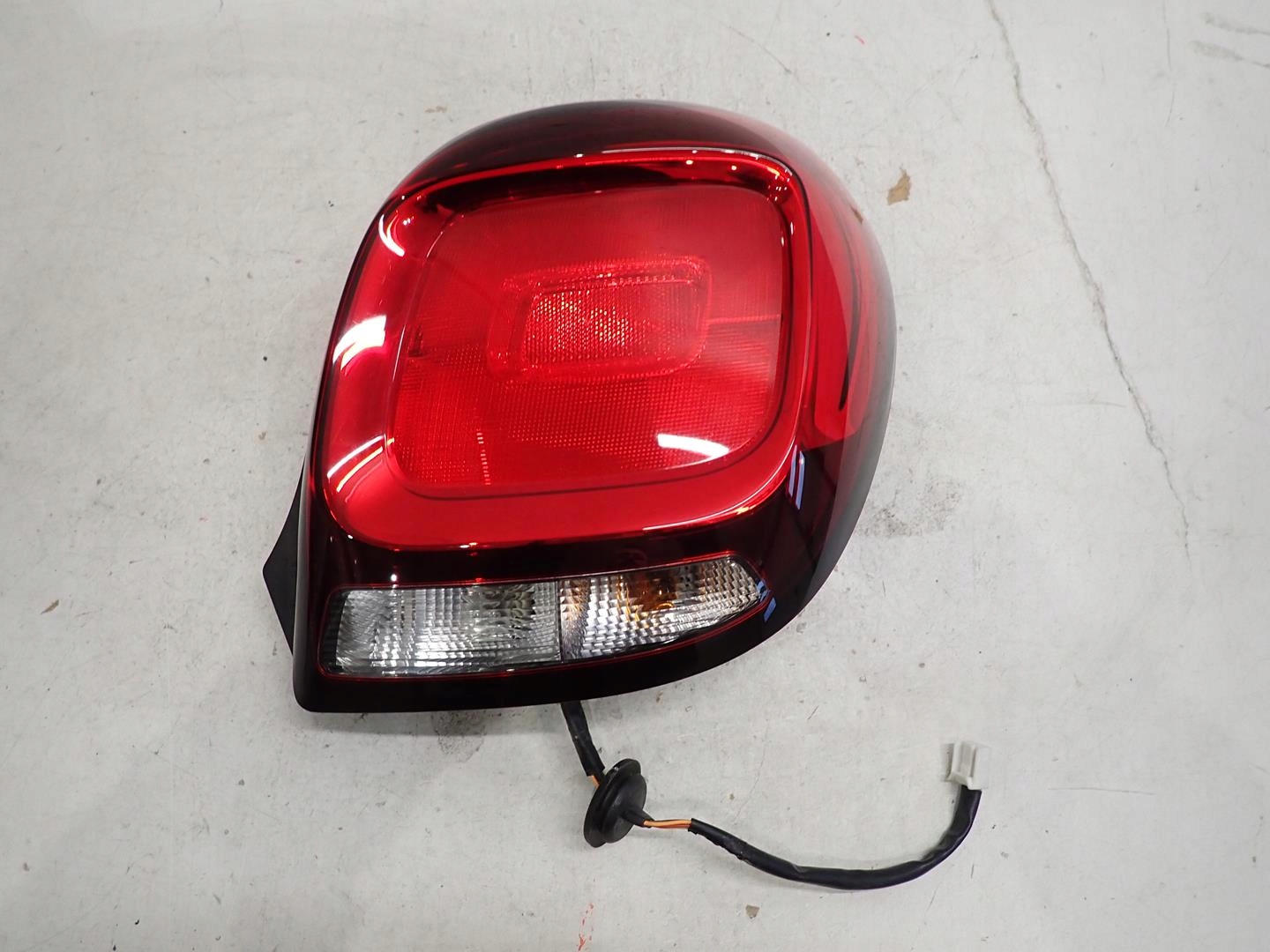 light rear part rear right CITROEN C1 II 2014