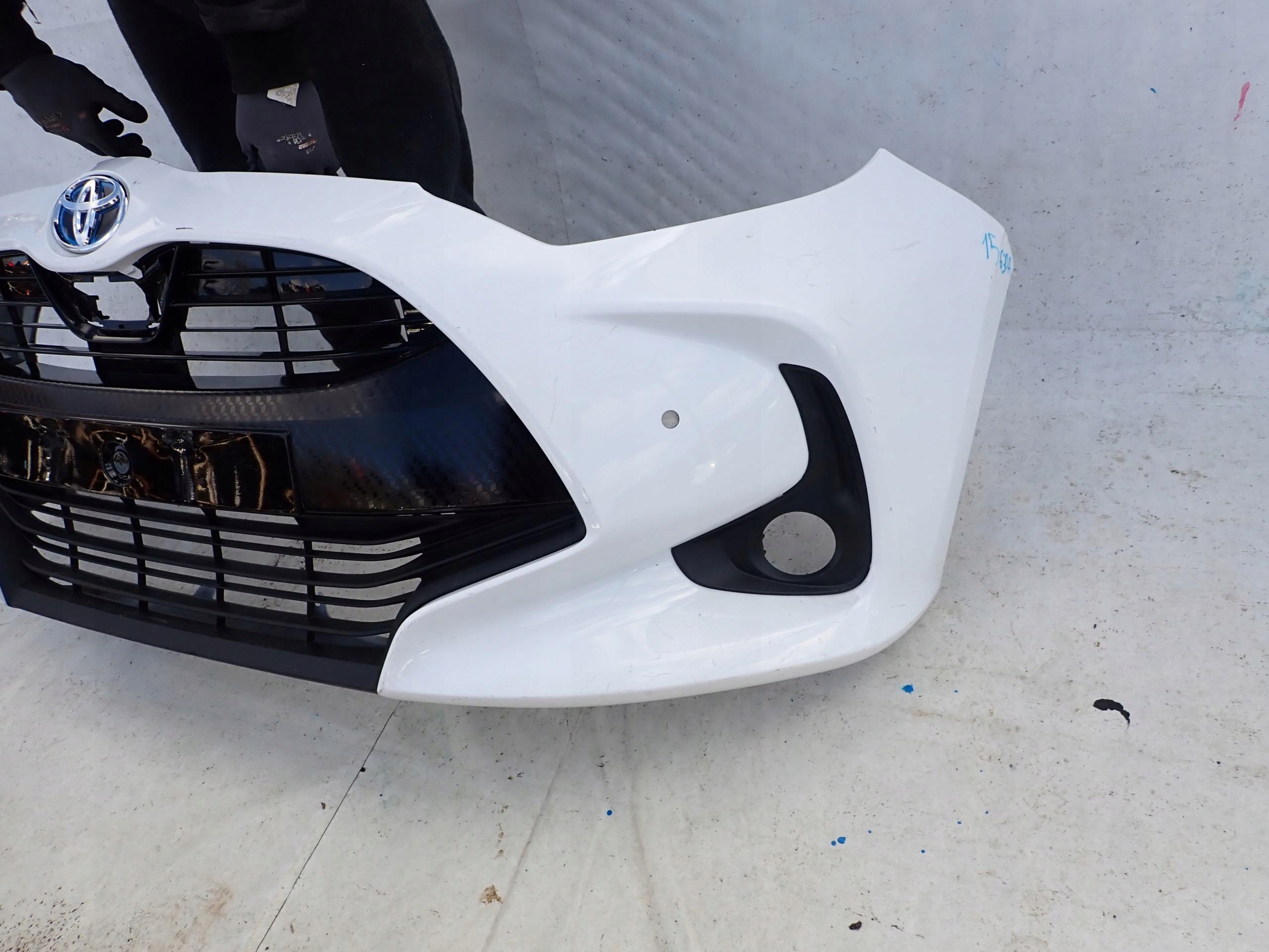 TOYOTA YARIS IV 4 19- bumper front front PDC