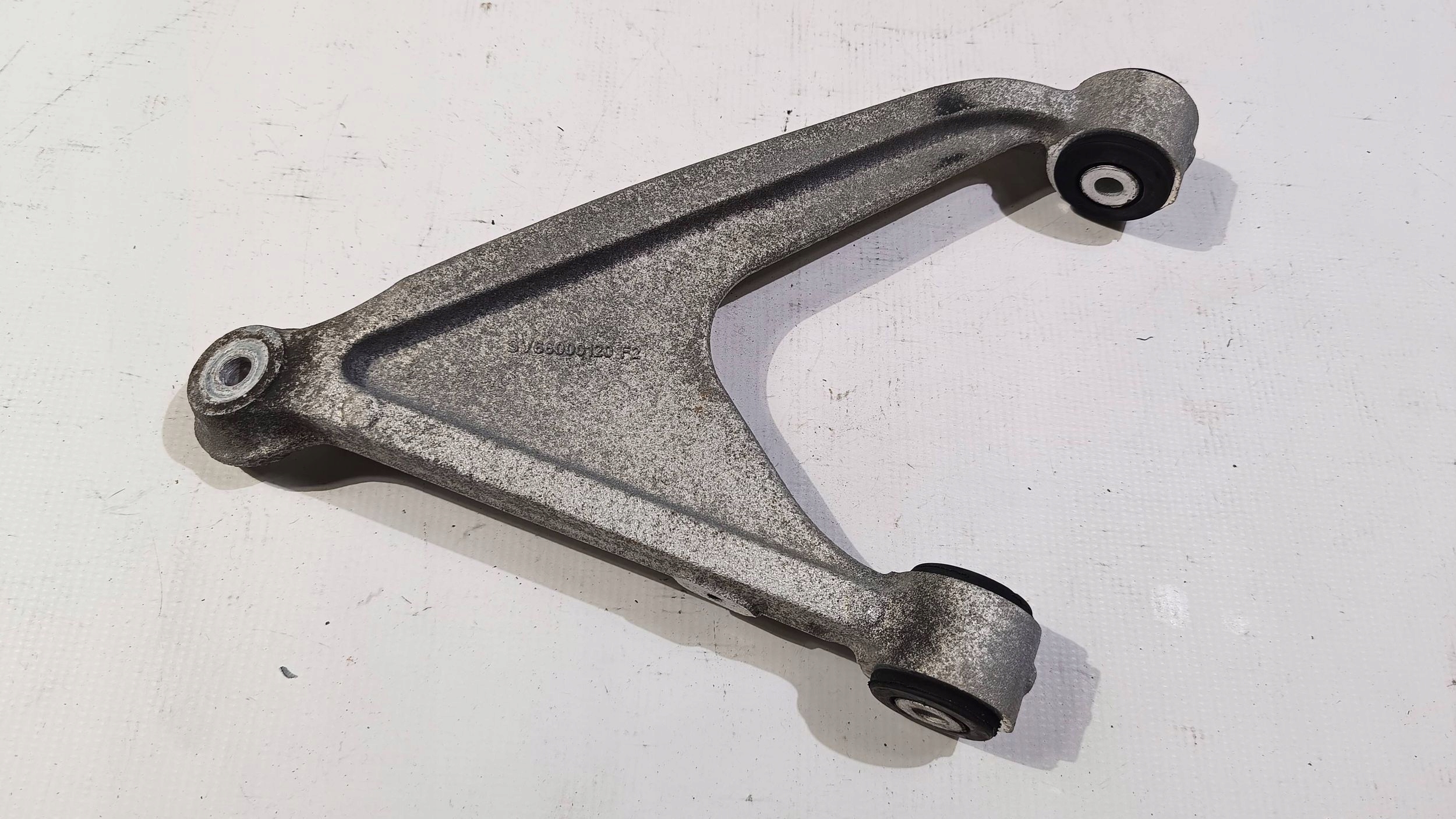 arm upper left left side rear rear part Chevrolet Corvette C5 1997