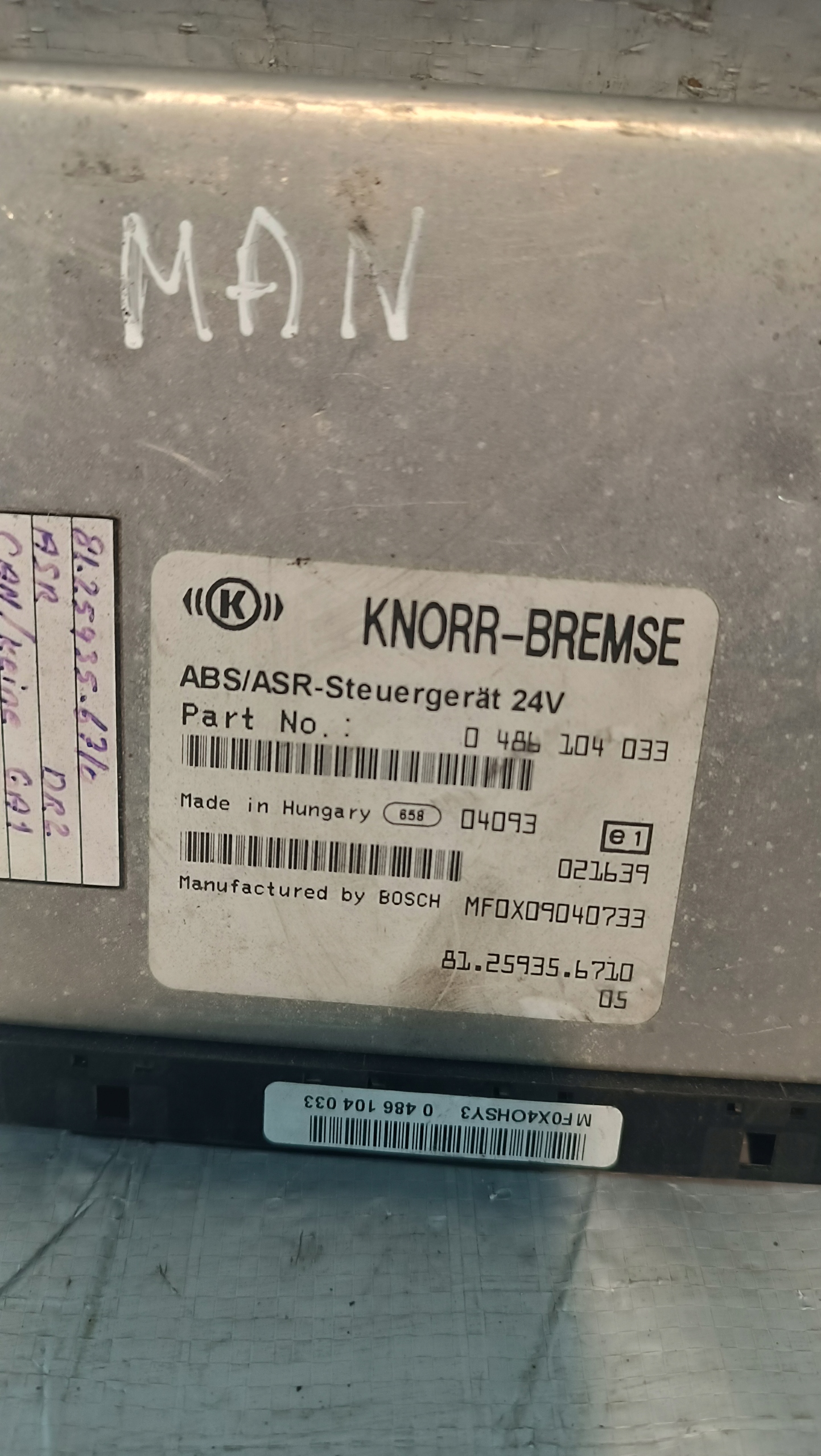 control unit ABS/ASR KNORR-BREMSE 0486104033