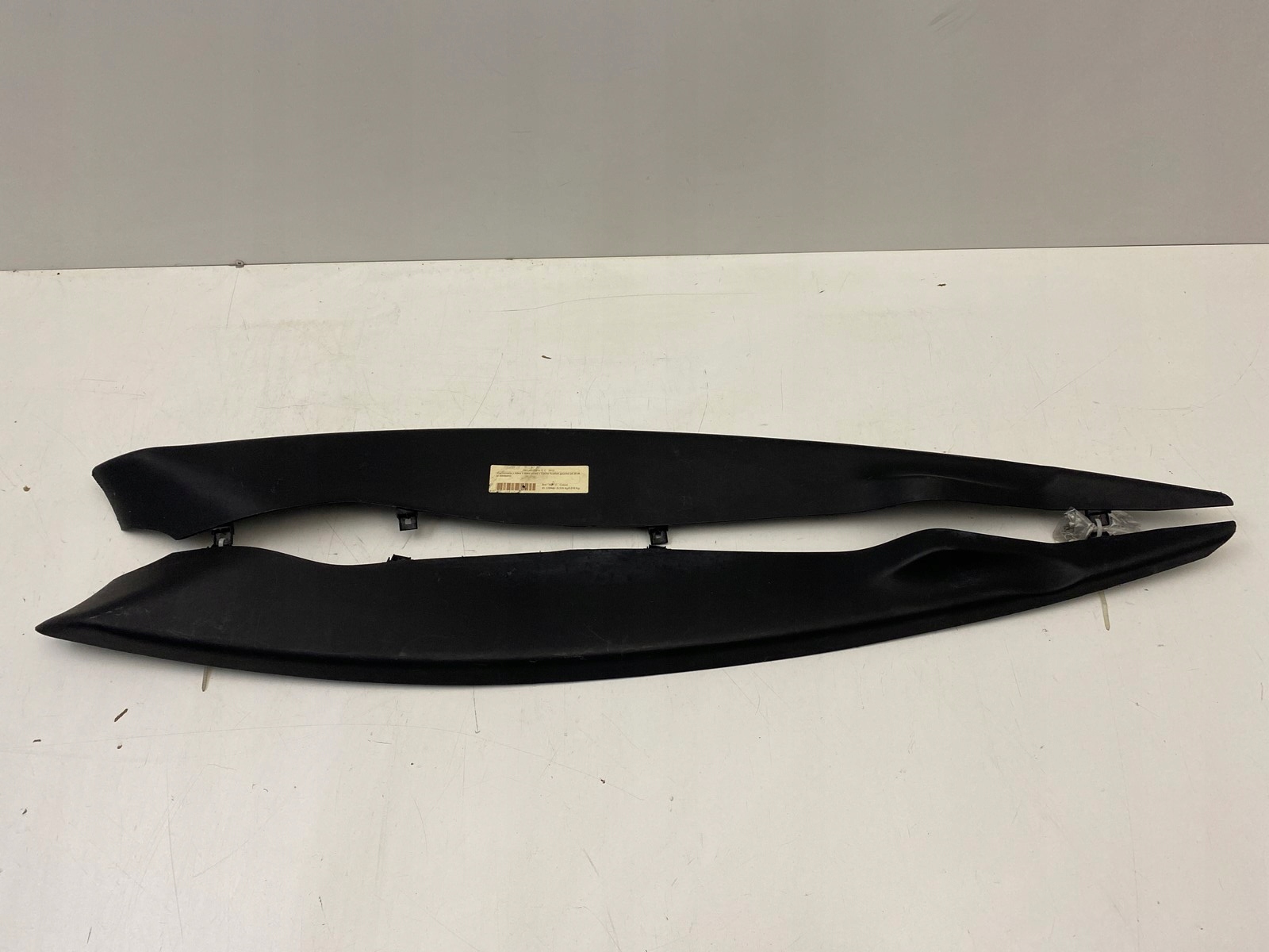 11A5384CP 11A5383CP - MCLAREN MP4 12C НАКЛАДКА КРИШКА БАГАЖНИКА ПРАВА ЛІВА