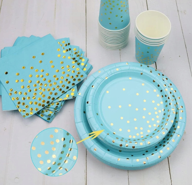TALERZE KUBKI JEDNORAZOWE SERWETKI PAPIEROWE NIEBIESKIE ZŁOTE URODZINY Pojemność naczynia 250 ml