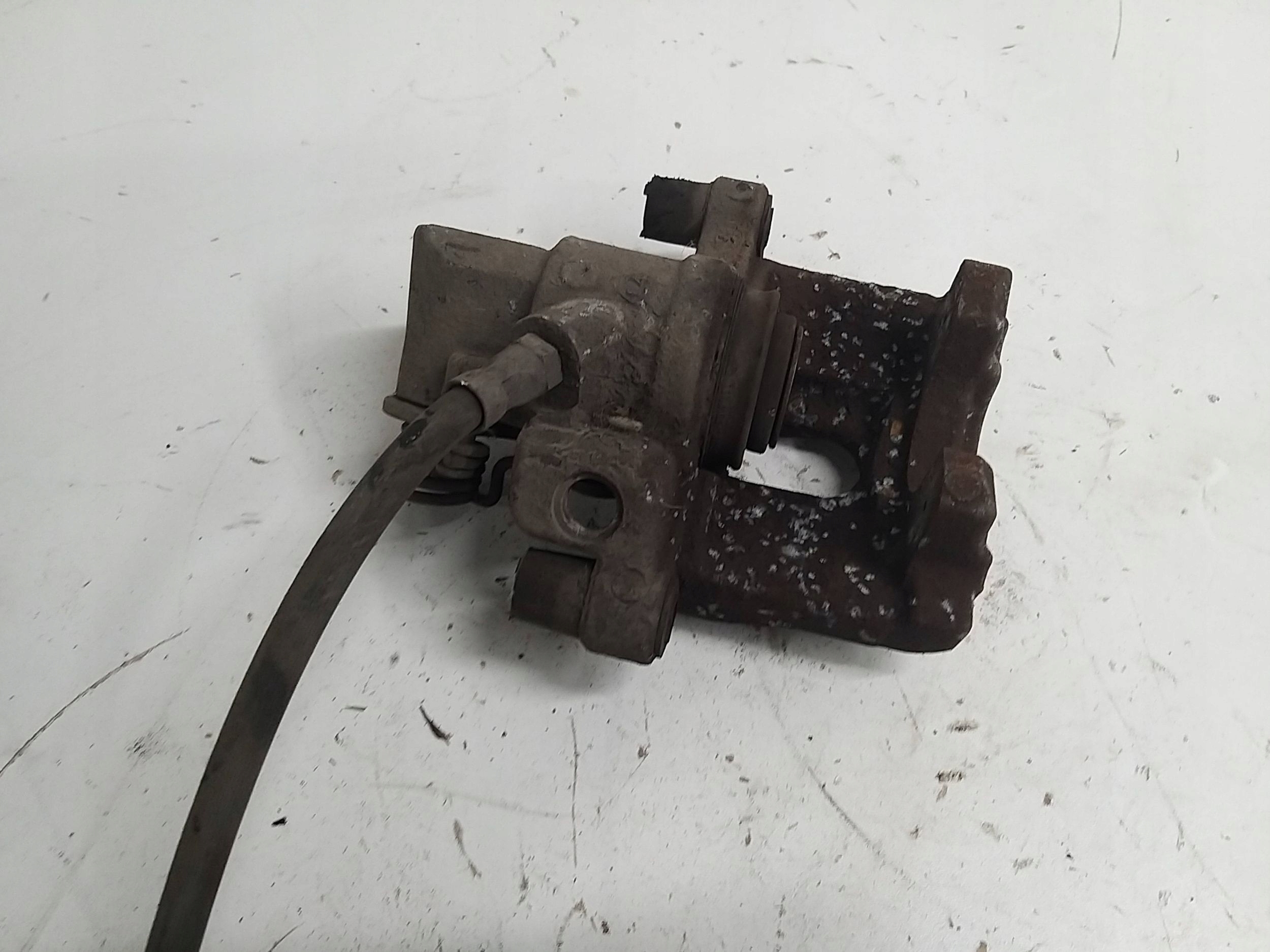 FORD KUGA MK2 12-19r caliper brake right rear part rear 4X4