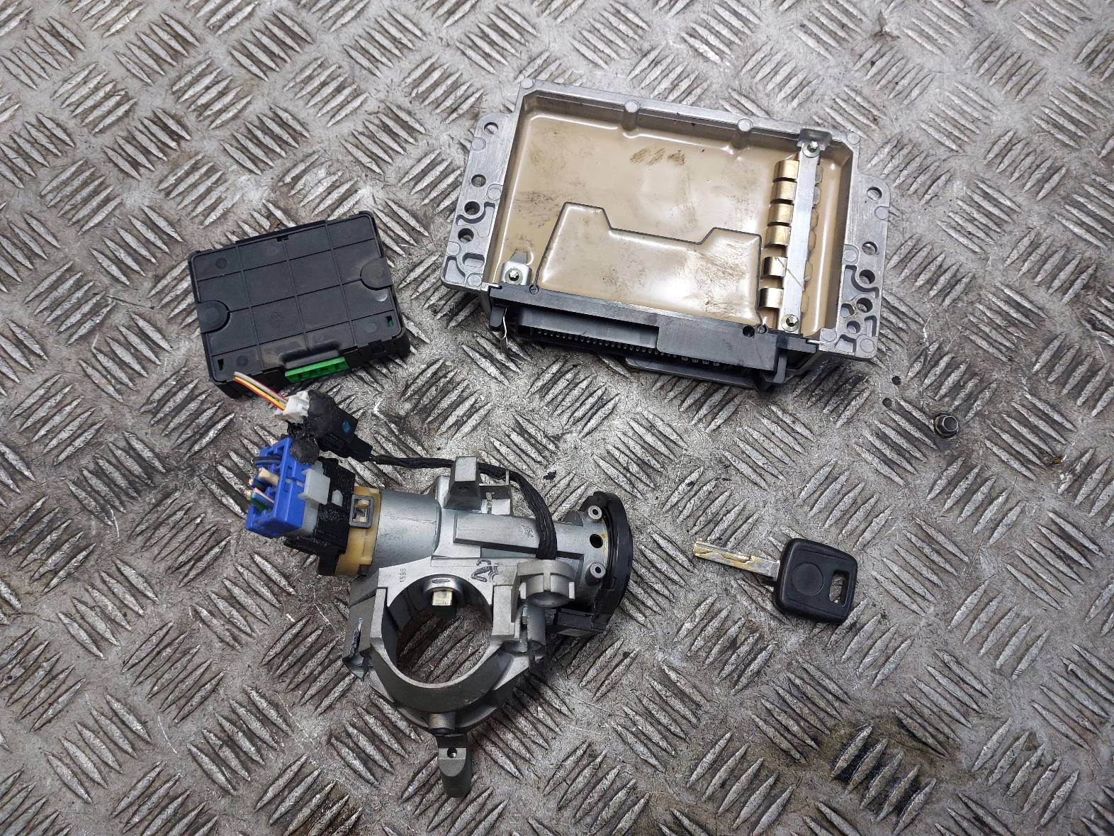 Montaggio STARTOWY VOLVO S40 e 30864275 30864647