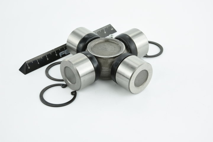 KRZYŻAK WAŁU NAPĘDOWEGO NISSAN TERRANO II 2.4 2.7 Typ samochodu Samochody dostawcze Samochody osobowe