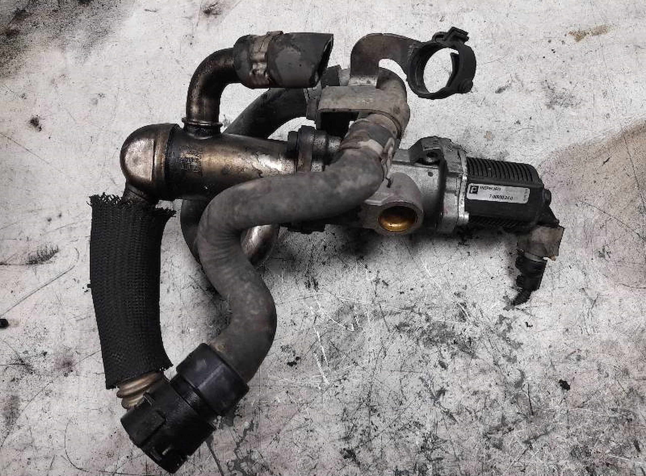 ZAWÓR EGR RECYRKULACJI SPALIN OPEL CORSA