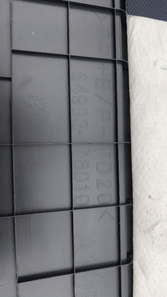 бардачок багажника lexus oe 64993-76010