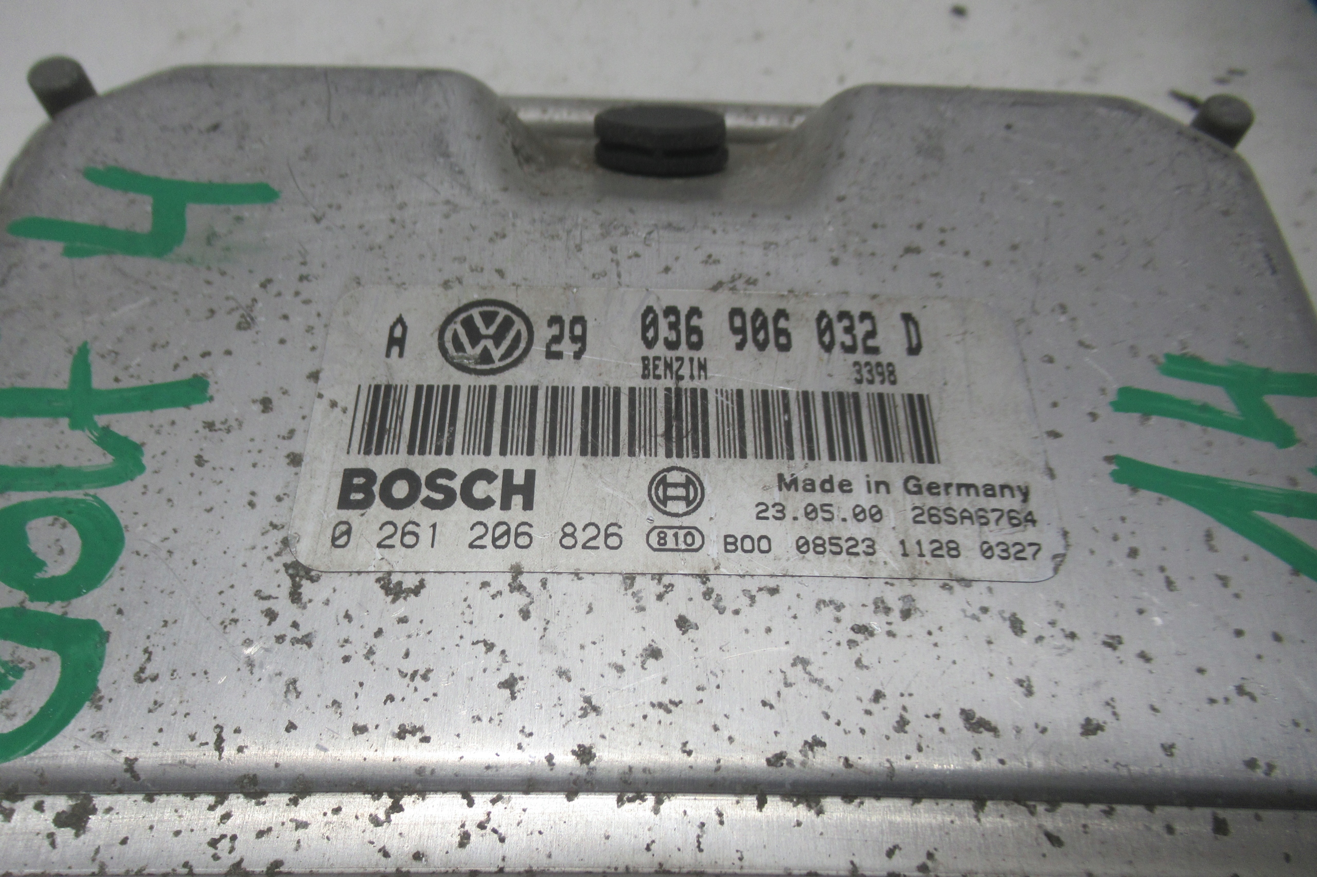 VW GOLF IV 1.4 computer control unit of the engine 036906032D