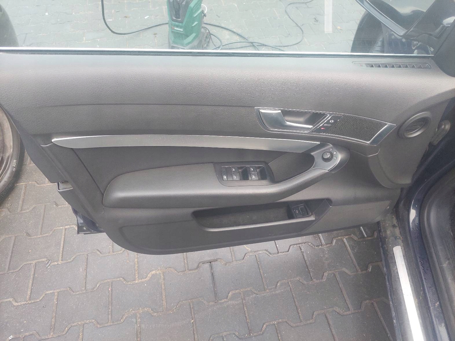 seats KOMPLET left right seat rear part + side AUDI A6 C6 KOMBI