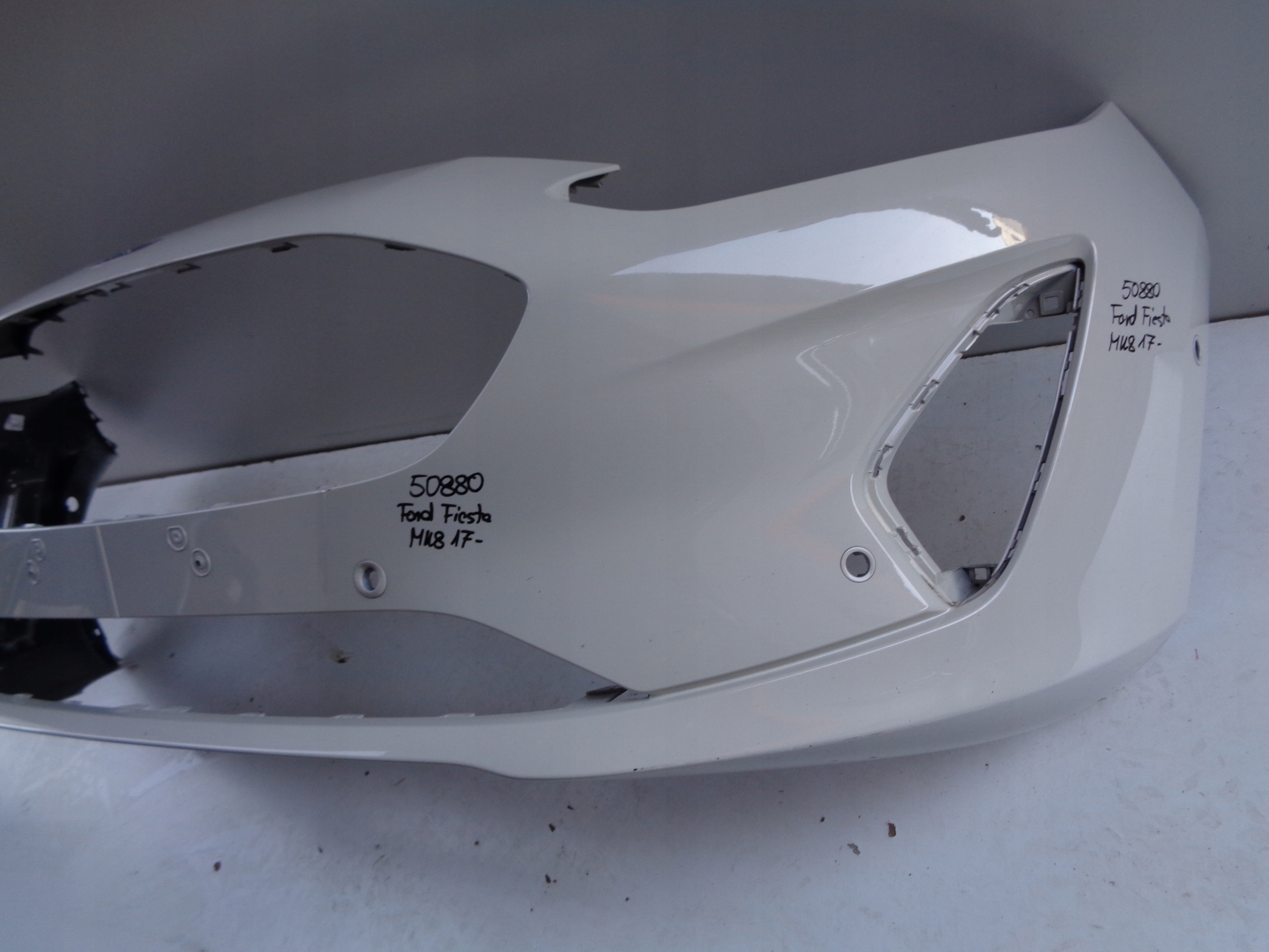 front bumper FORD FIESTA MK8 17- NR 50880