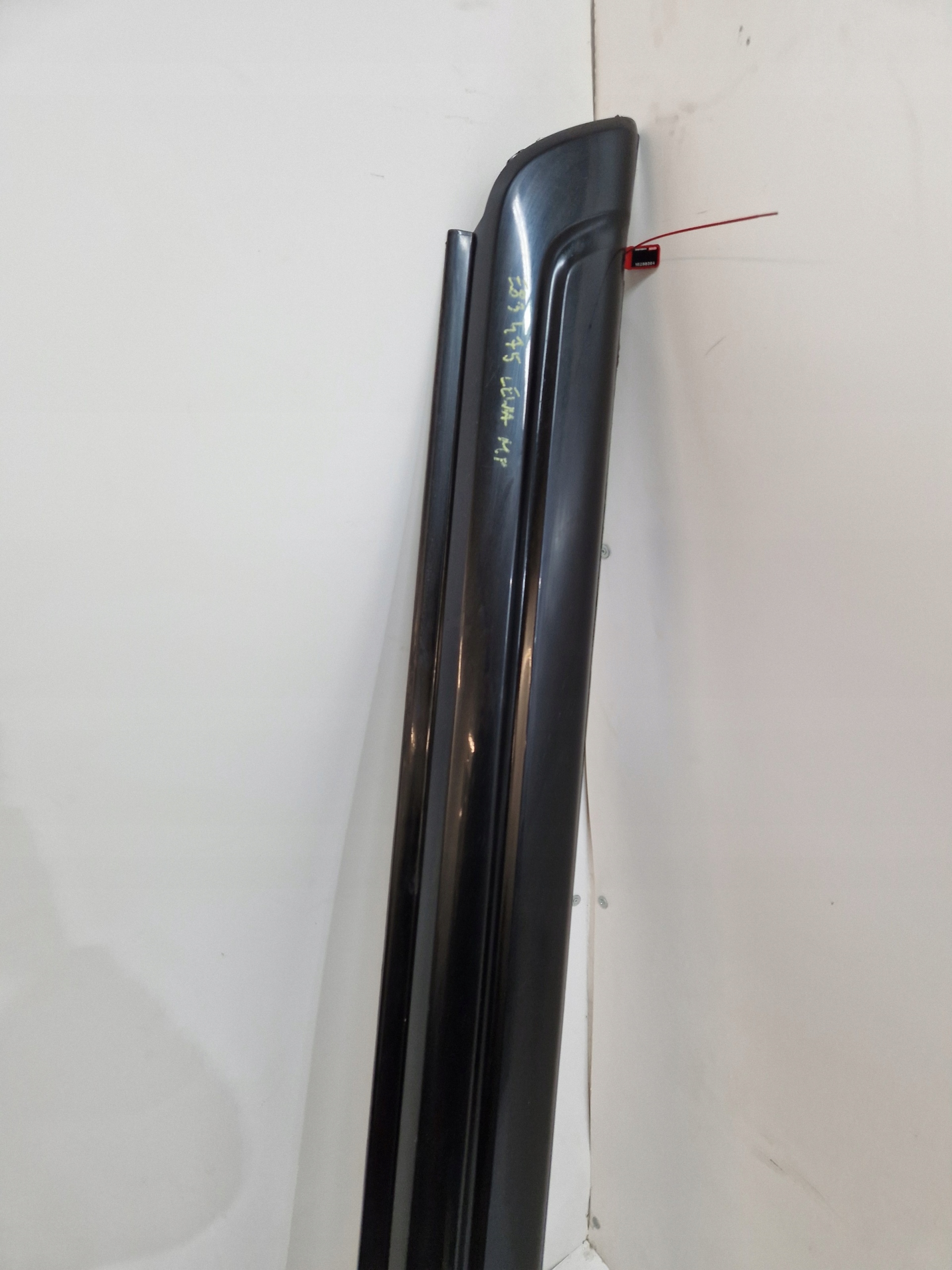 moulding threshold left BMW X3 E83 M PAKIET BLACK SAPPHIRE