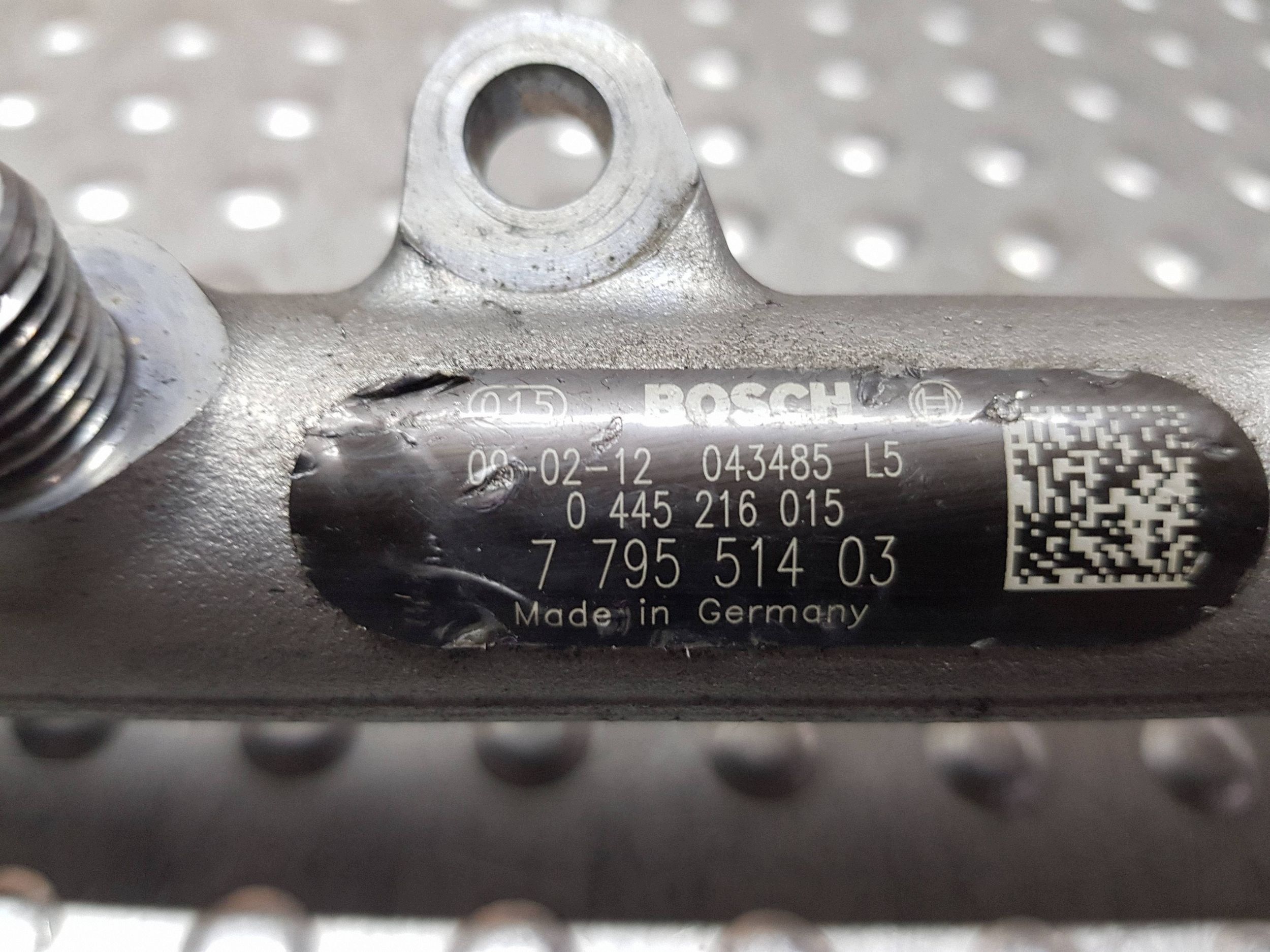 Rampe injection Capteurs 7795514 BMW E60 E61 E65 E70 E87 E90 3.0 D M57N2