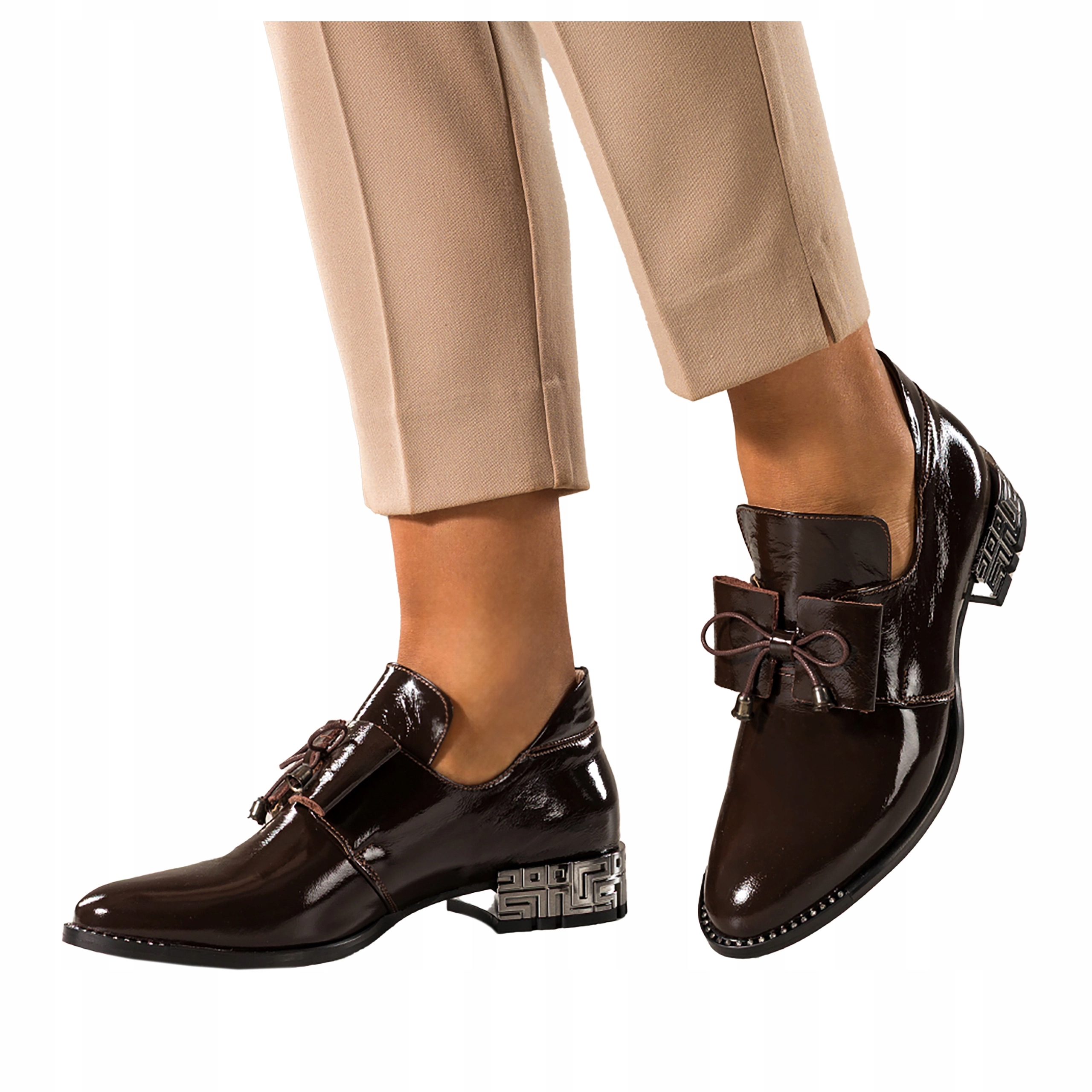 Čokoládové kožené polobotky Dámské lakované Pohodlné Mašle Modne vel 40