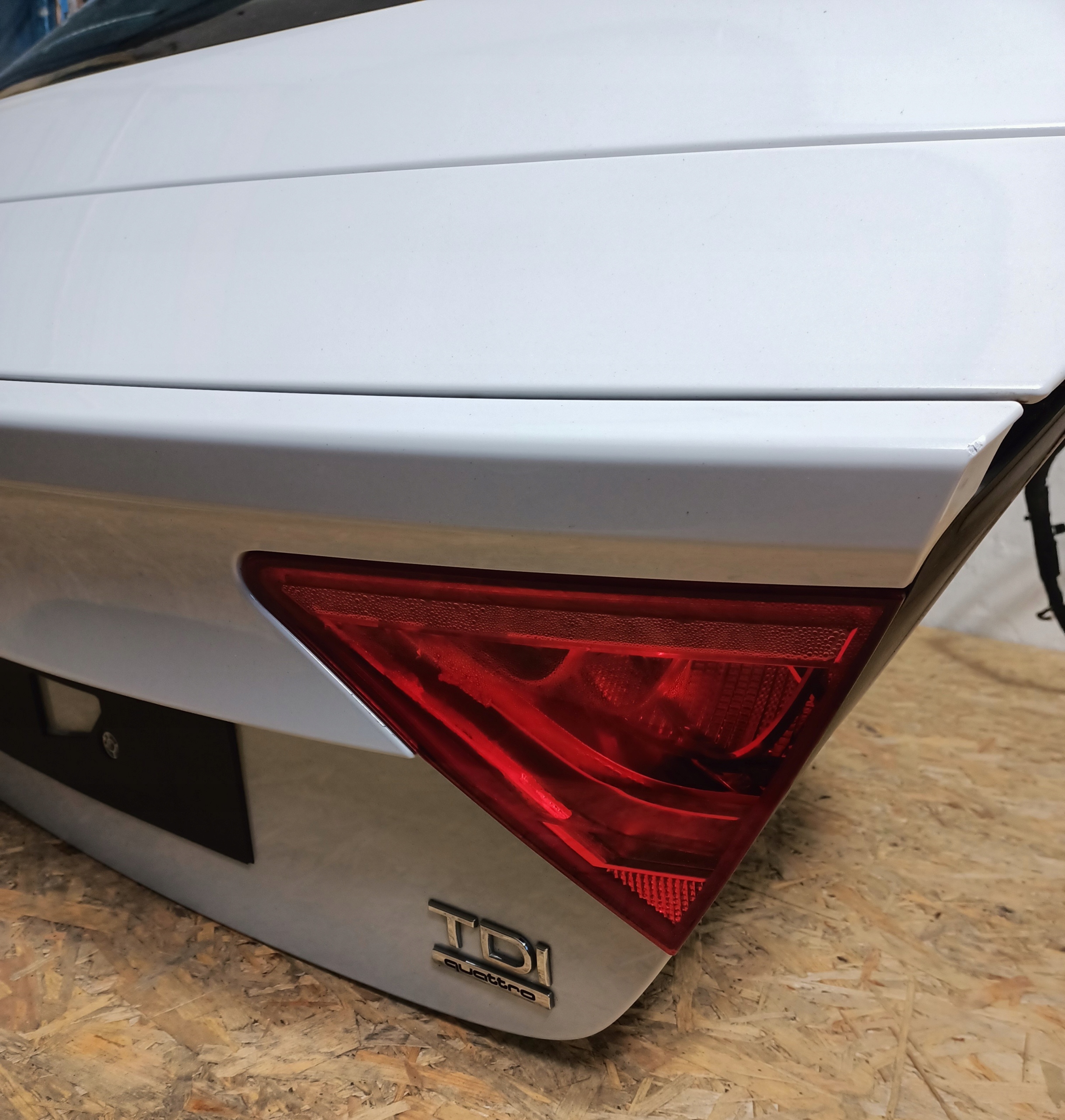 Audi A7 S7 RS7 крышка багажника спойл LS9R