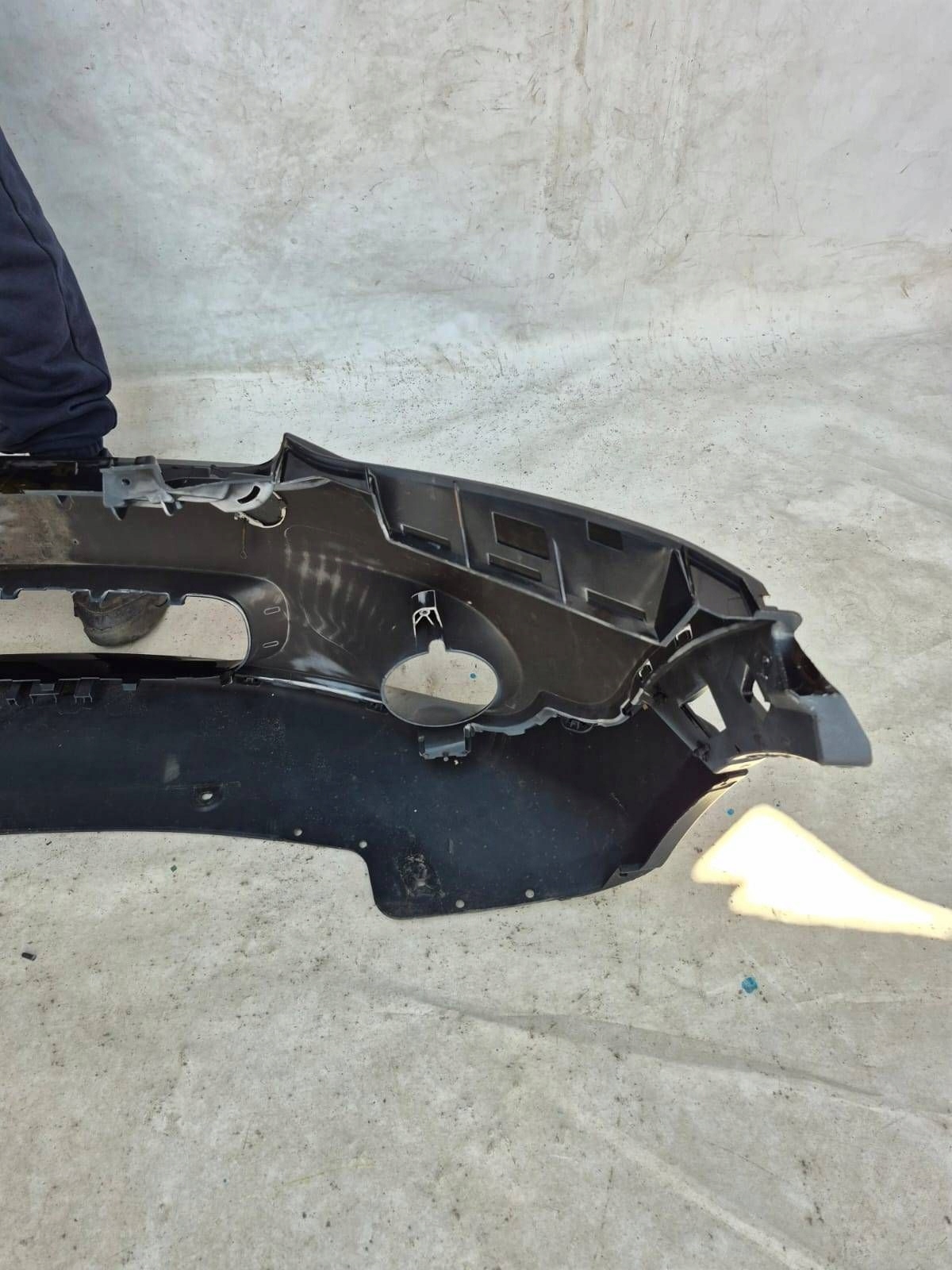 MINI COUNTRYMAN and 1 R60 10-17 bumper front front 9802216
