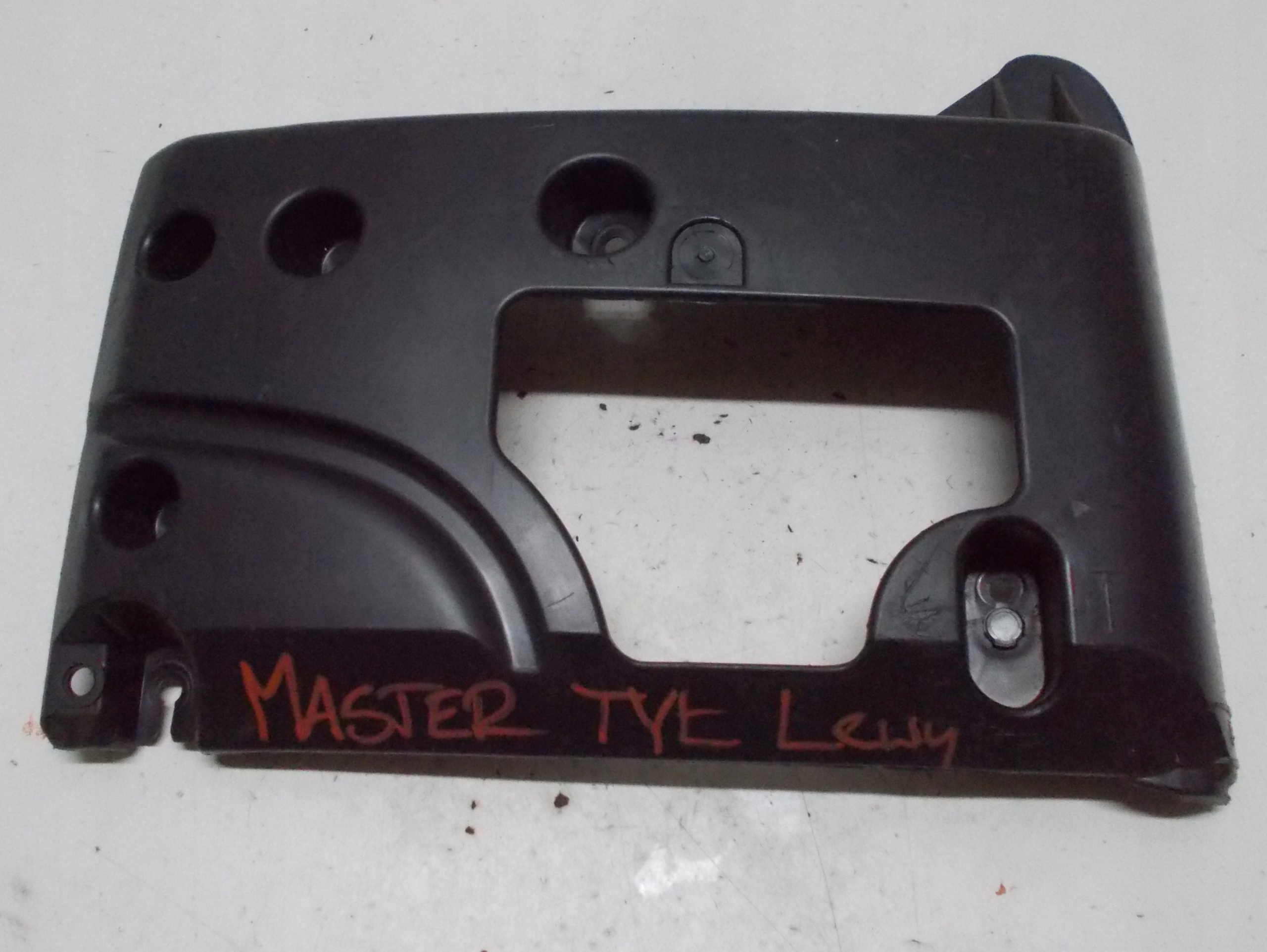 RENAULT MASTER III LIFT bumper bracket left rear part 852230001R