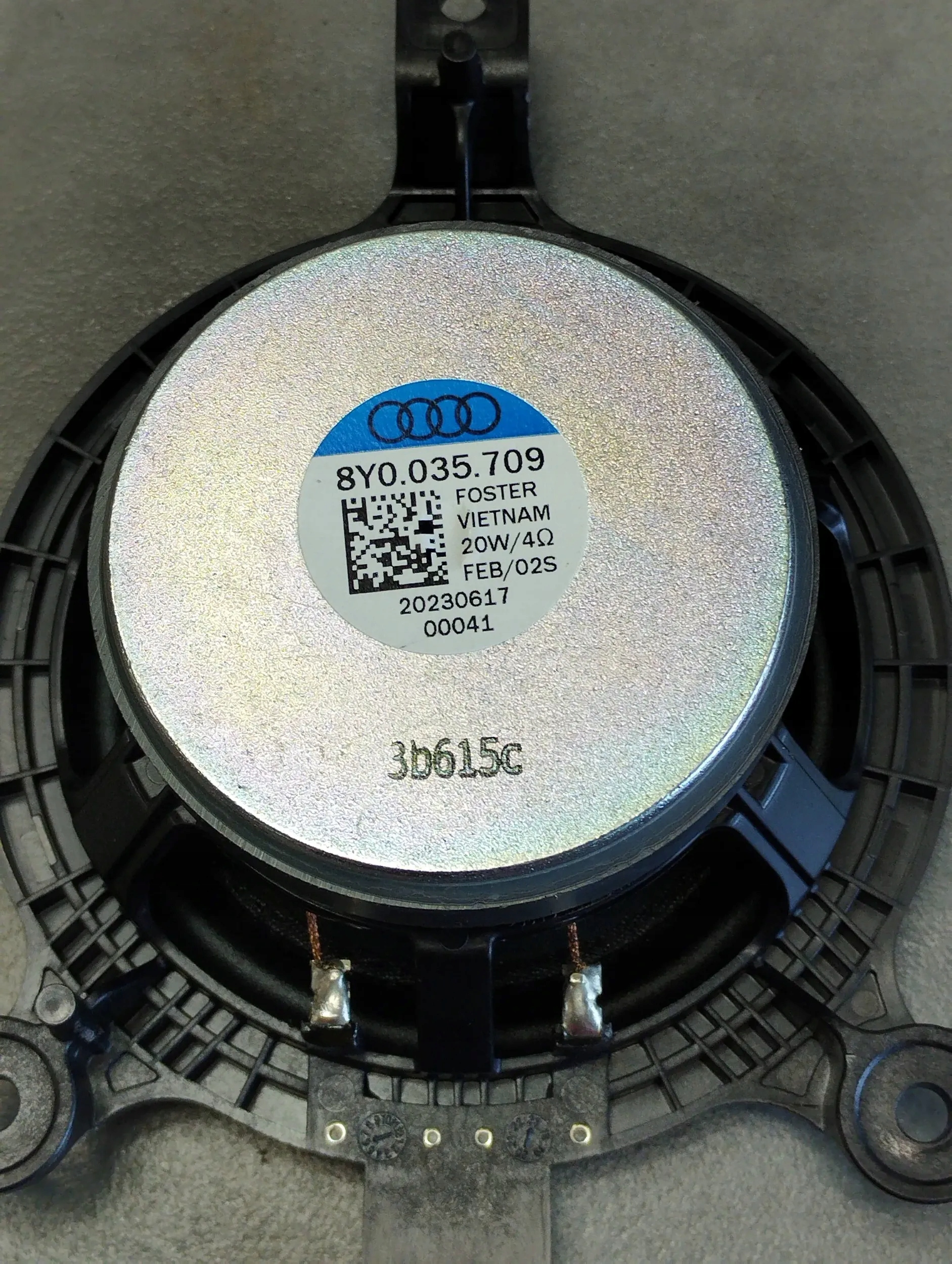 Audi S3 A3 8Y speaker Surround 8Y0035709