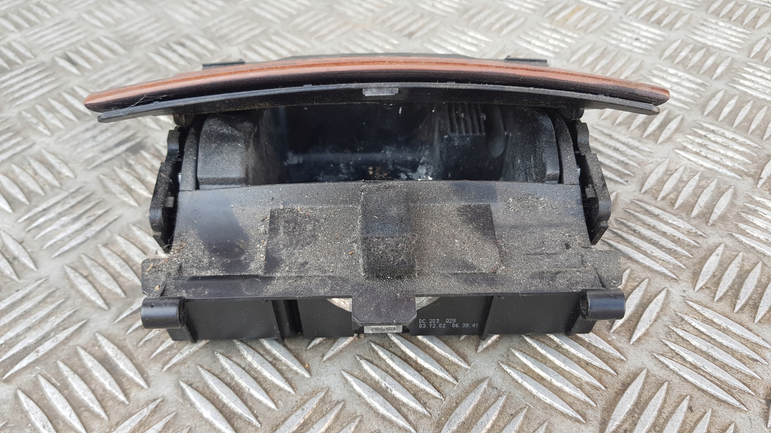 MERCEDES W203 ashtray passenger compartment wood
