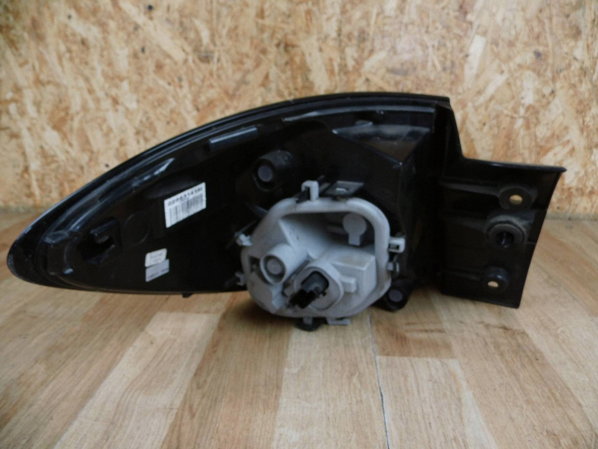 Renault Captur and 2013-2017 light right rear part rear right 265509762R