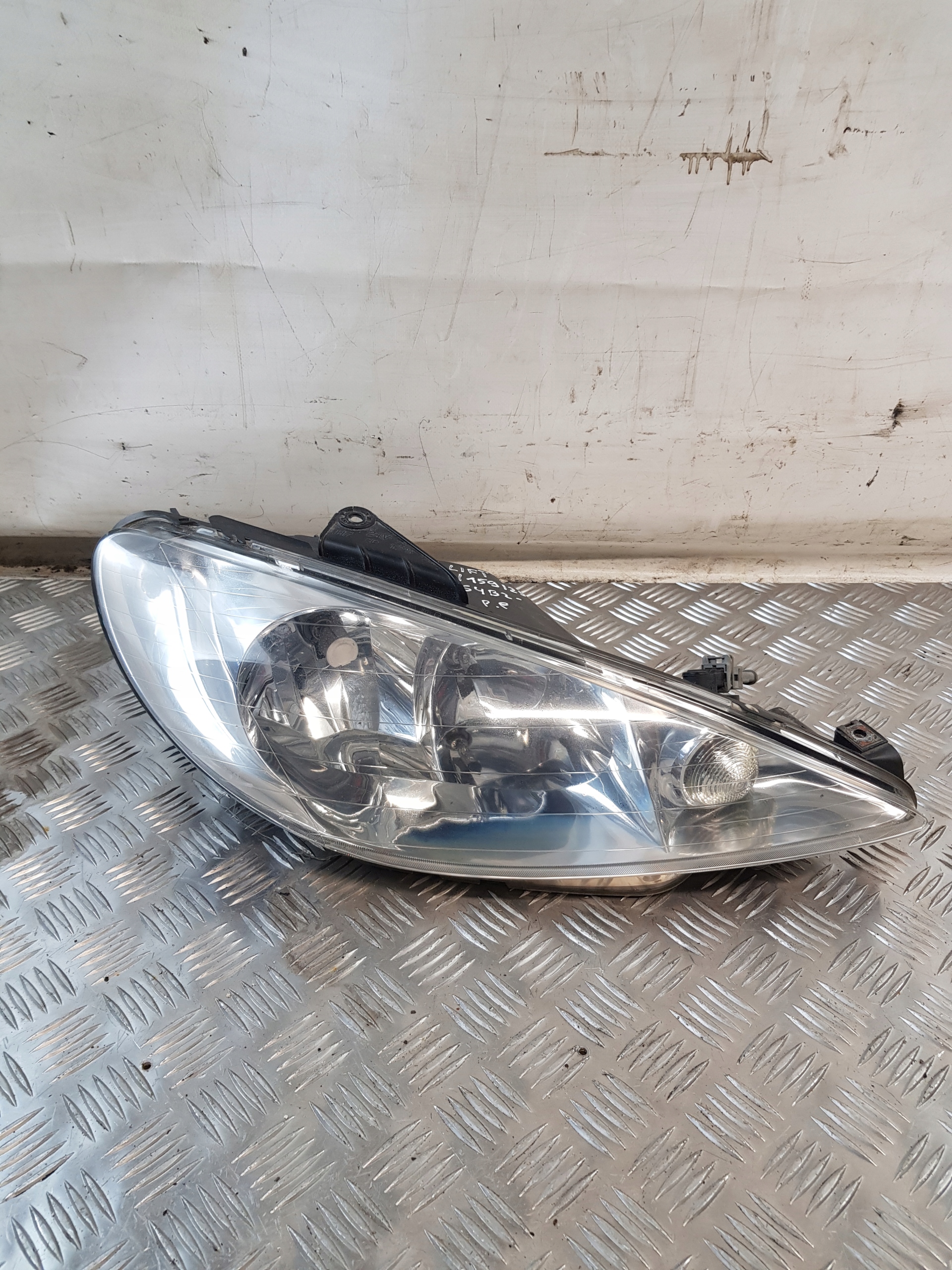 light front right PEUGEOT 206 LIFT 05R- EUROPA