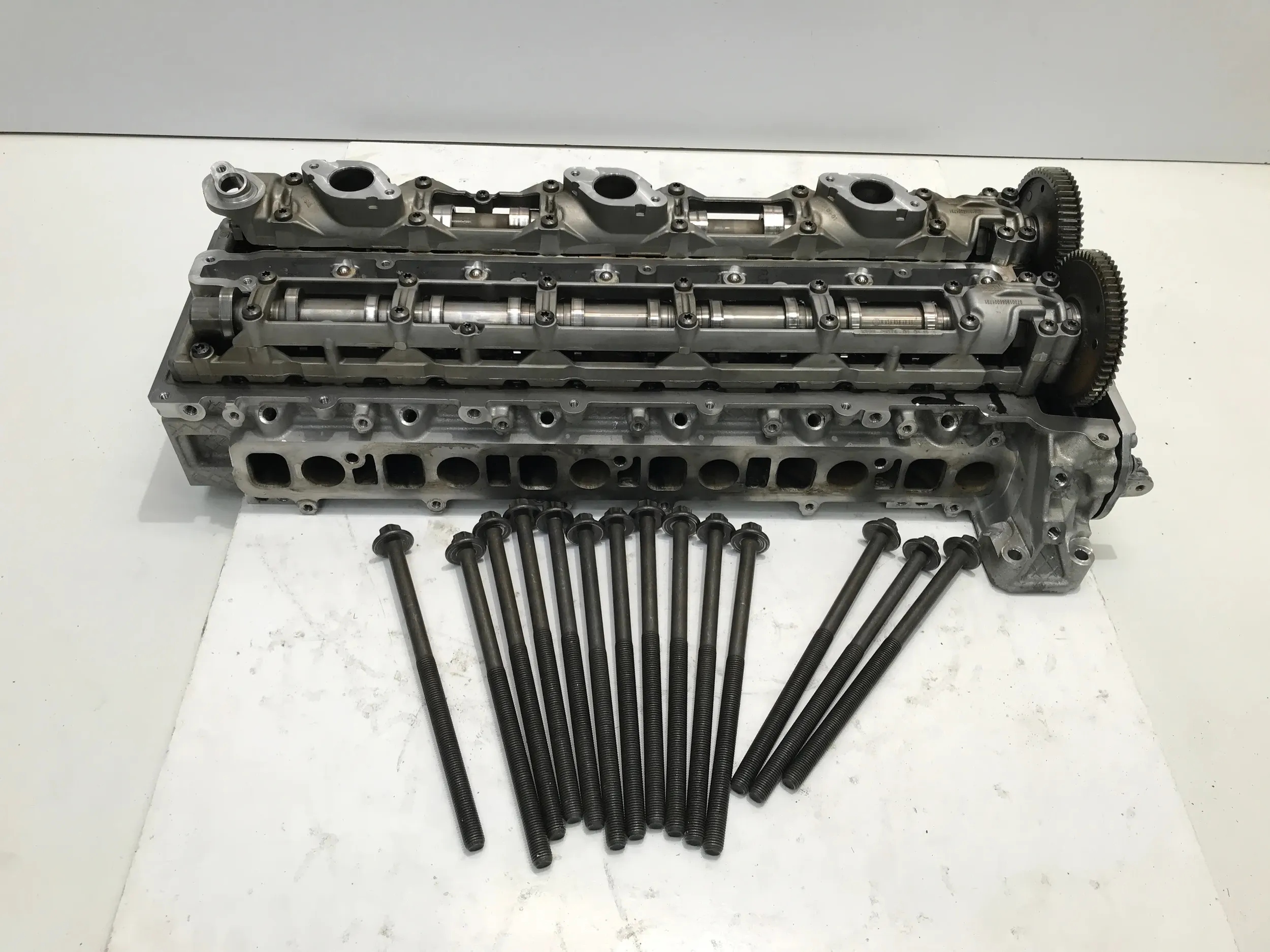 MERCEDES GLE 350 d 656929 W167 2020 KOMPLETNA GŁOWICA WAŁKI ZAWORY R656016 Typ silnika Diesel