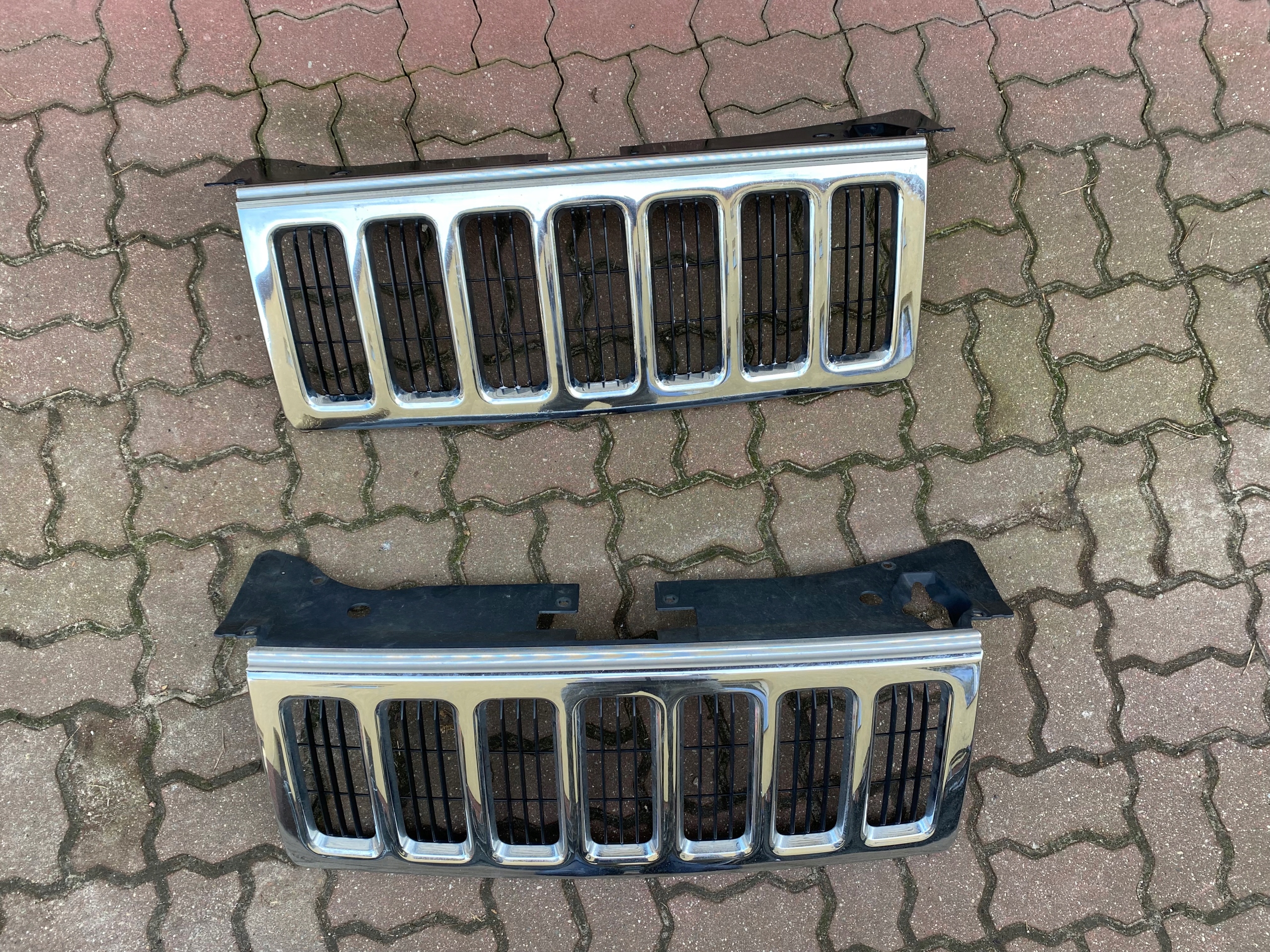 Jeep Commander WH Kühlergrill FRONTGRILL Kühlergitter 5JR62TRMAC - Thumbnail 2