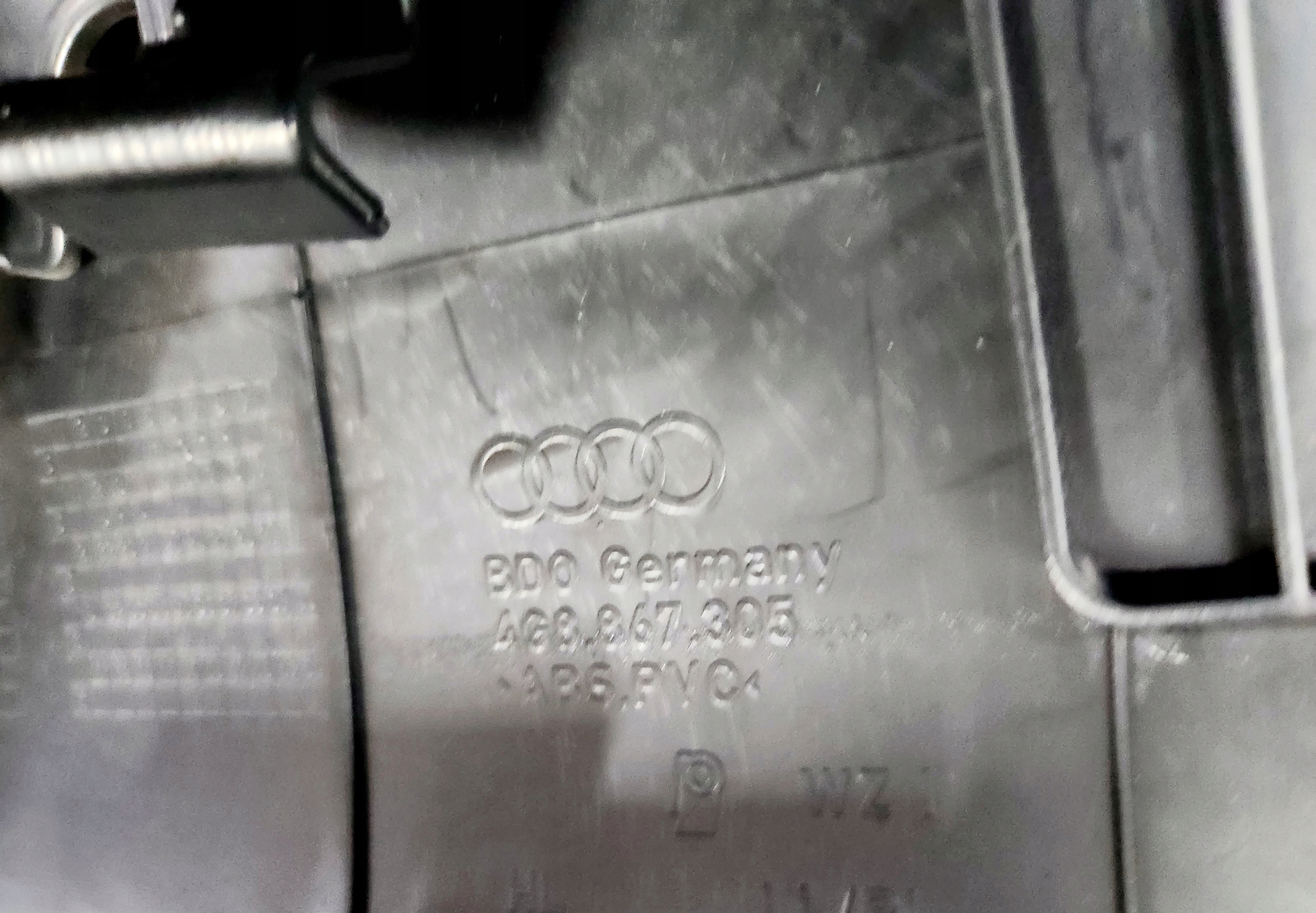 карта дверная Exclusive Audi OE 4G8867221