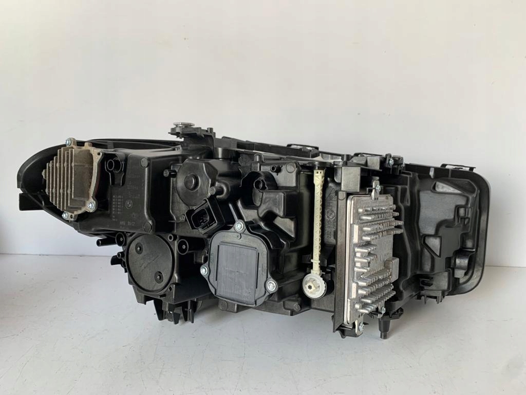 Reflektor BMW 5 G30 / 31 Full Led L 12687 Typ samochodu Samochody osobowe