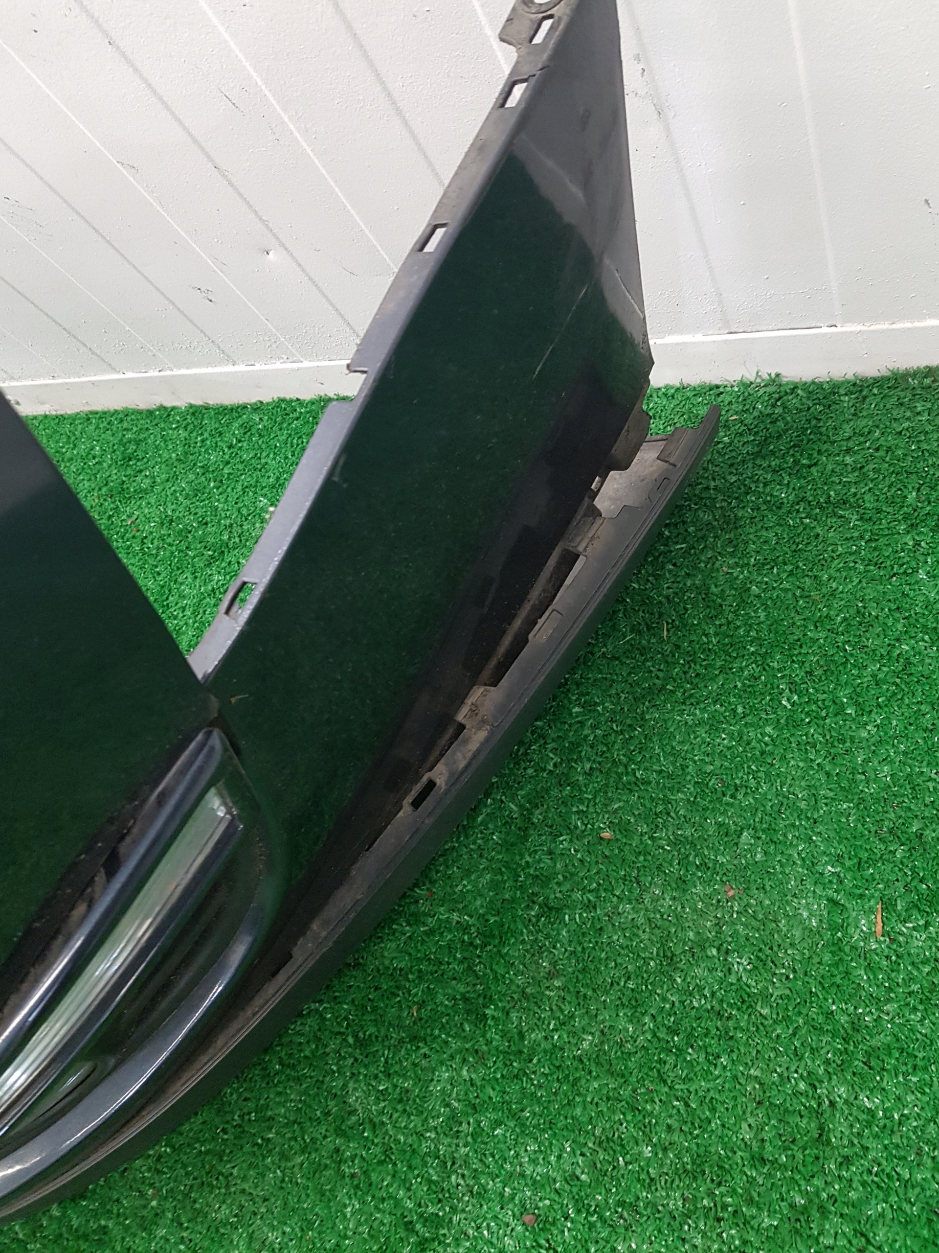 Stoßstange vorne vorne VOLKSWAGEN PASSAT B6 CODE : LC5F