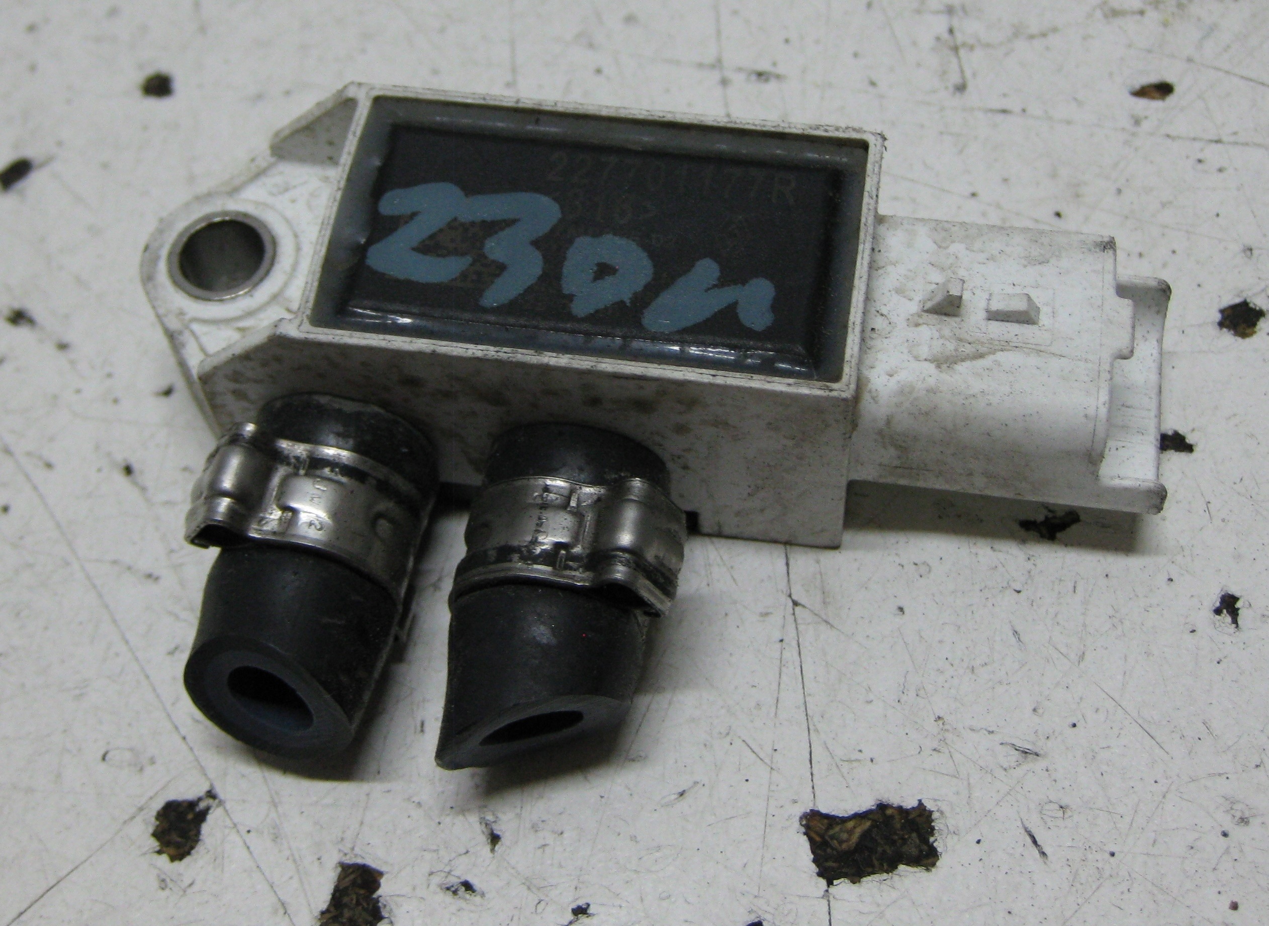 RENAULT MASTER III LIFT Abgasdruck sensor DPF 227701177R