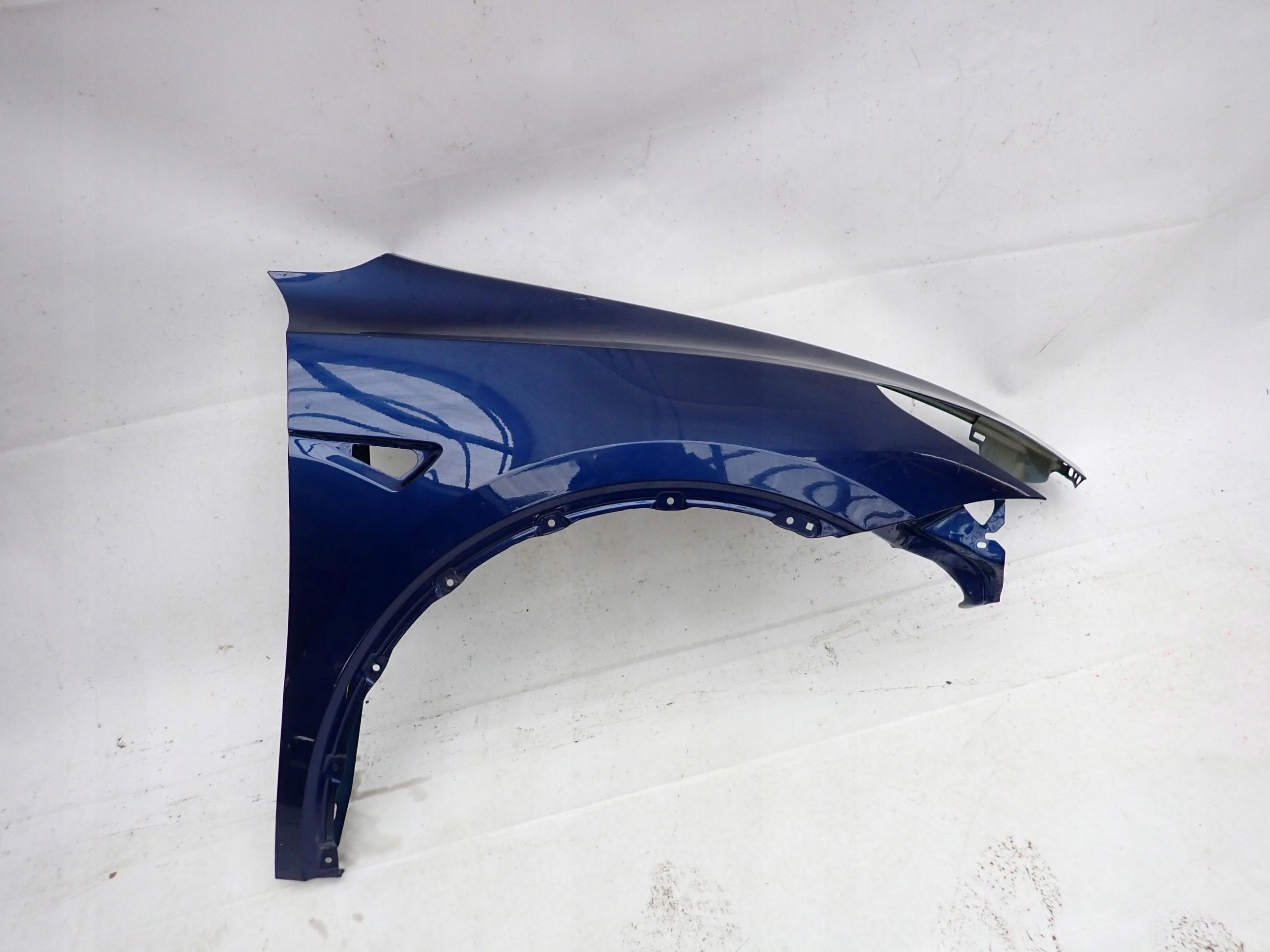 TESLA Y 20- fender right front front