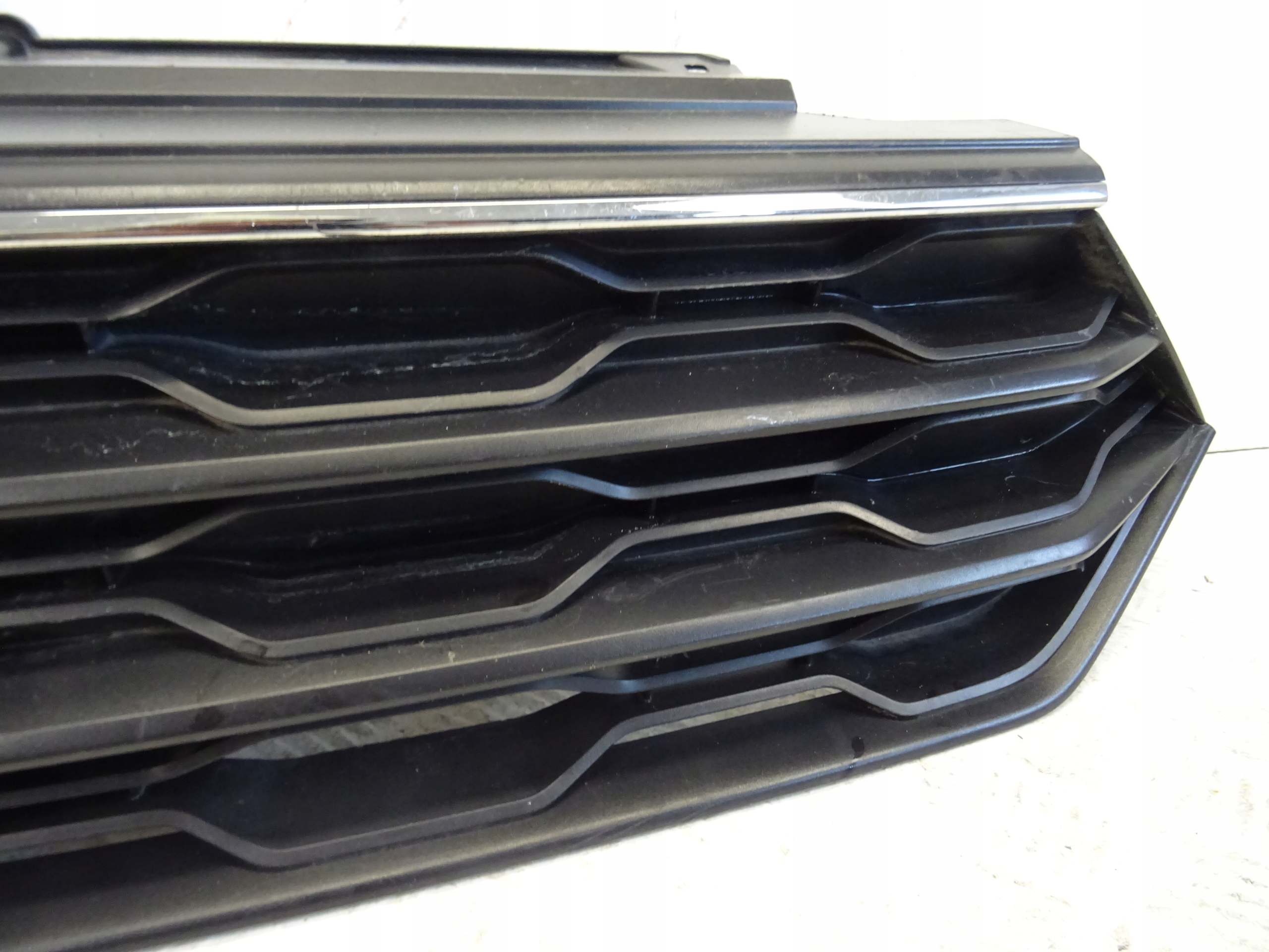 grill grille front front VW TROC T-ROC 2GA853651R