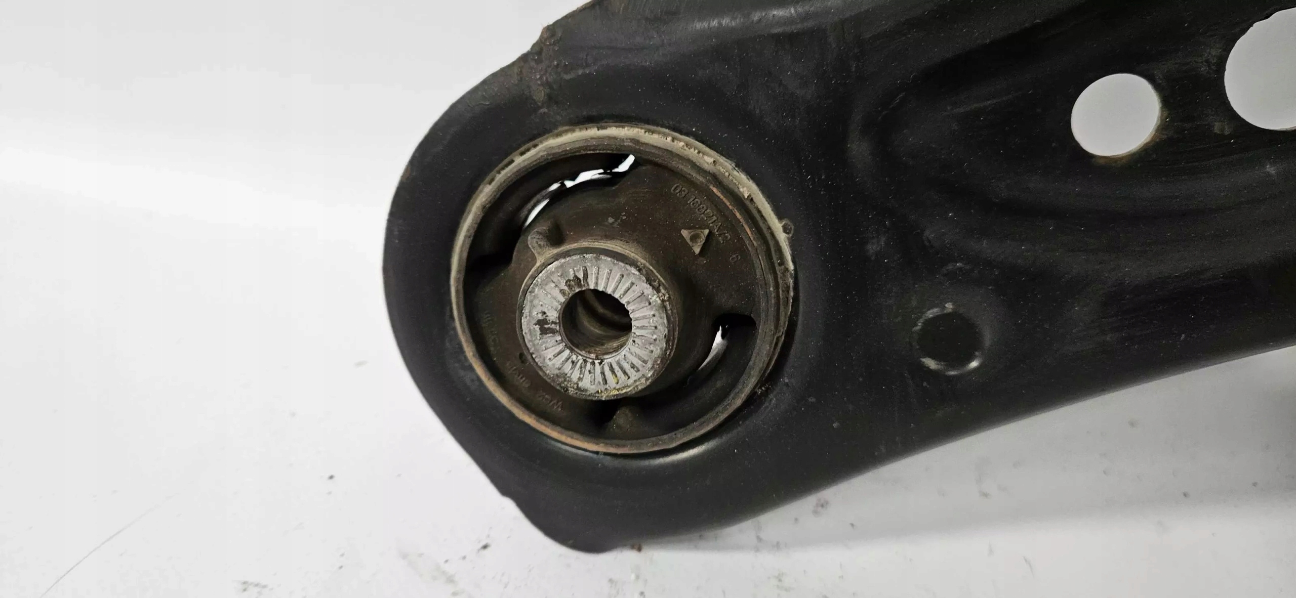 arm right front AUDI A3 8V 2013-20 5Q0407152J