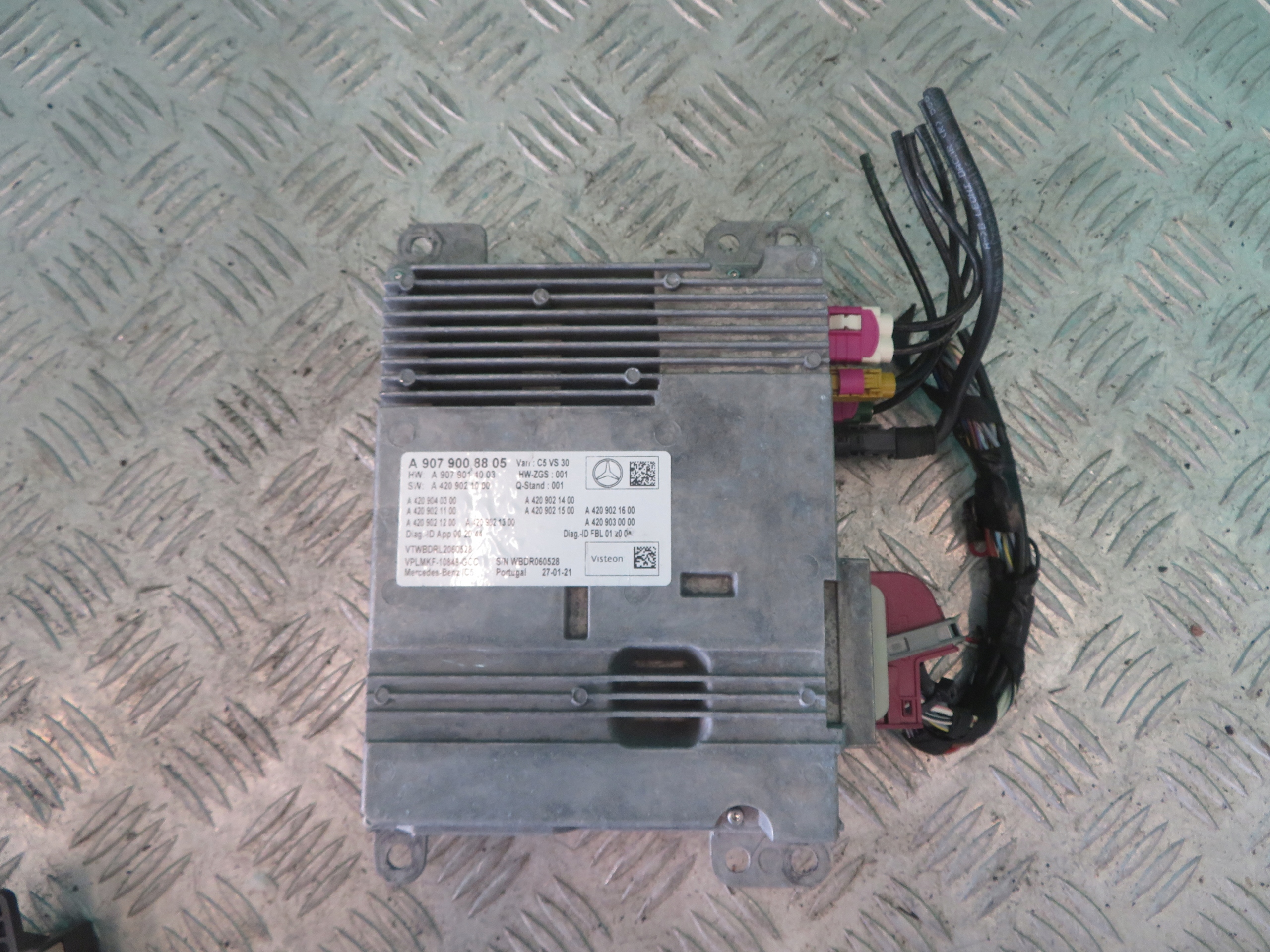 control unit RADIA navigation devices RENAULT TRAFIC A9079008805 21R