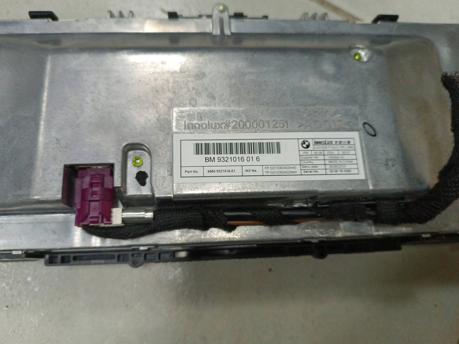 Monitor wyświetlacz BMW 5 F07/F10/F11 facelift F10 2016 9321016016 Typ samochodu Samochody osobowe