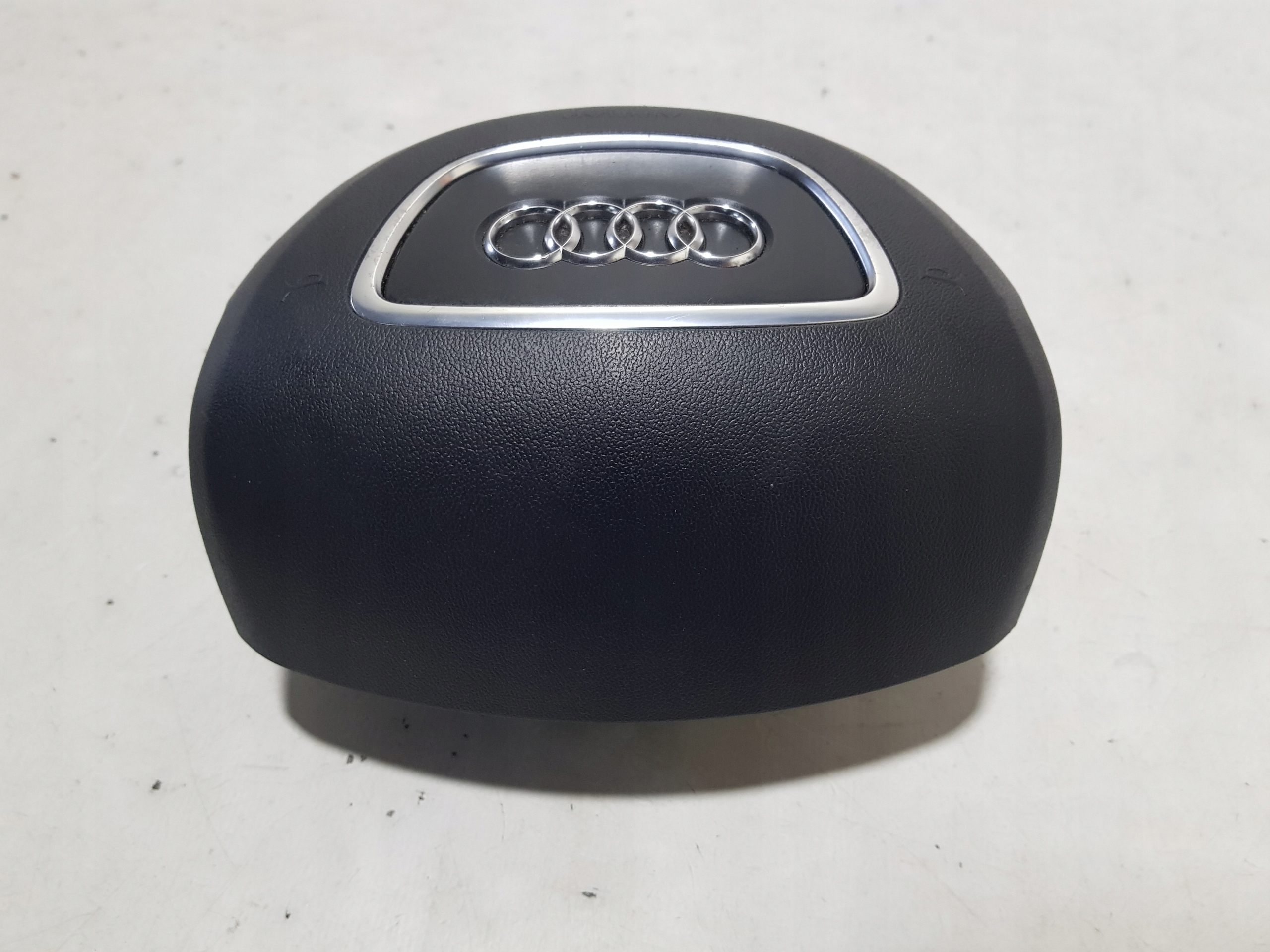 AUDI A8 D4 airbag airbag driver´s 4H0880201AB