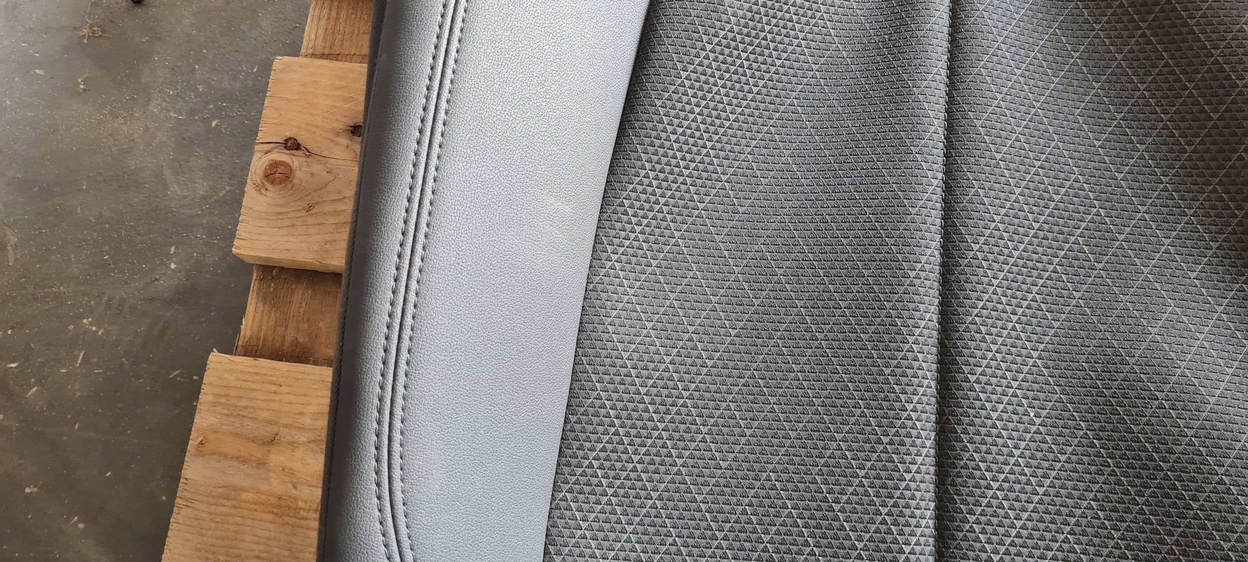 A6 C8 4K Blende Abdeckung Leder SITZ KANAPY heck hinten 4K5885806B