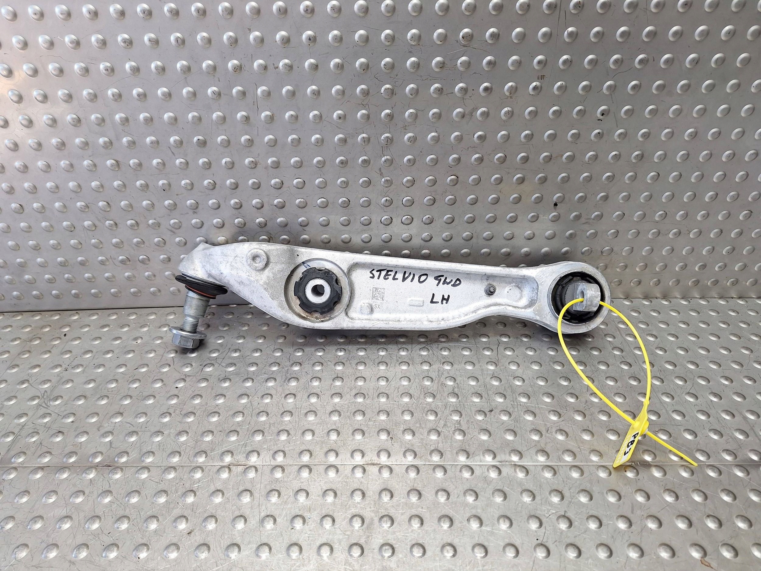 arm left front ALFA ROMEO STELVIO Q4 K2061-02