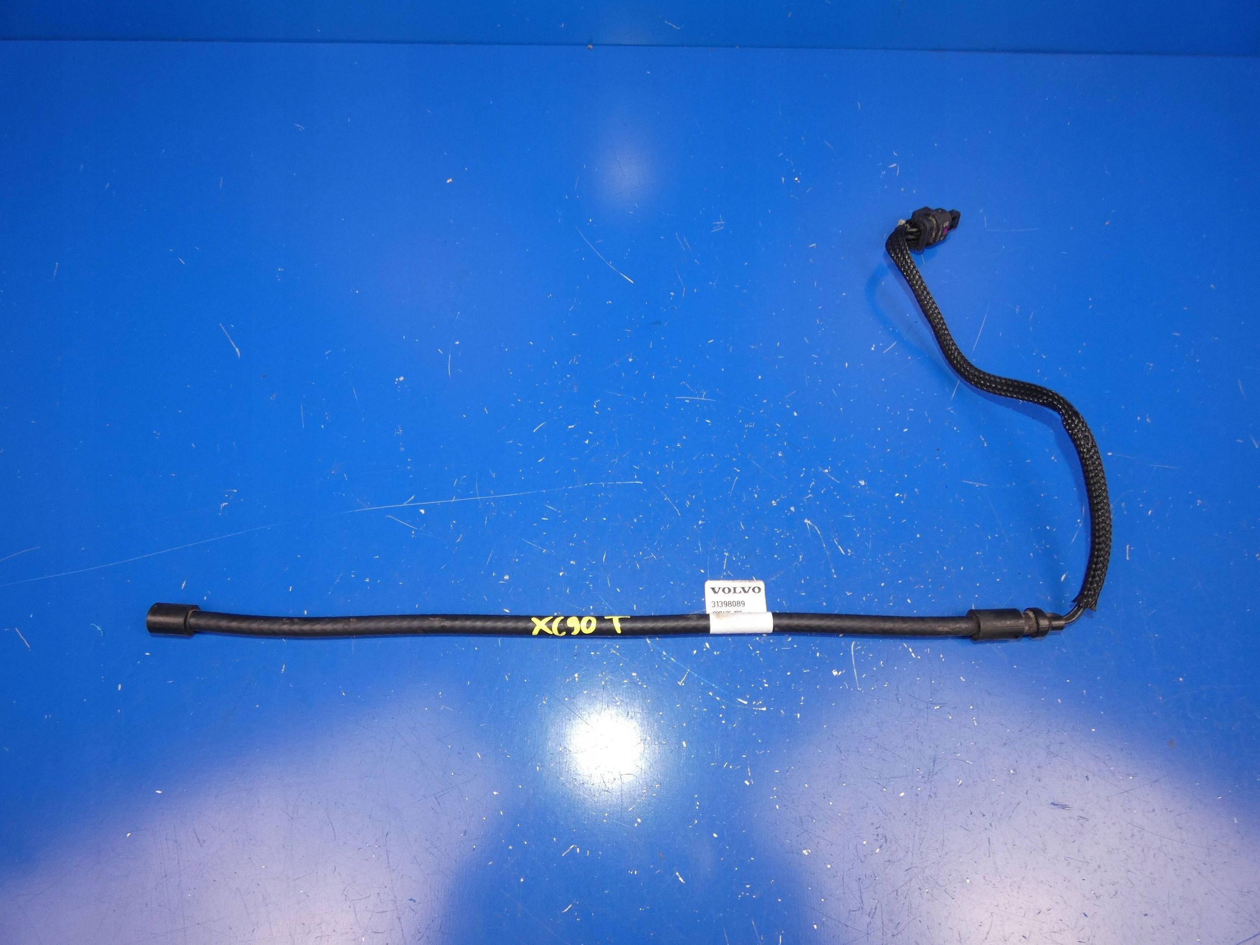 VOLVO XC90 II XC60 II sensor STOPY of the opening bonnet boot