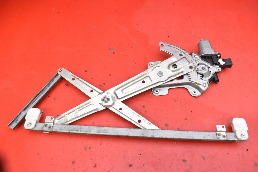window regulator right front EU MITSUBISHI LANCER 8 VIII 5D HB 07-16