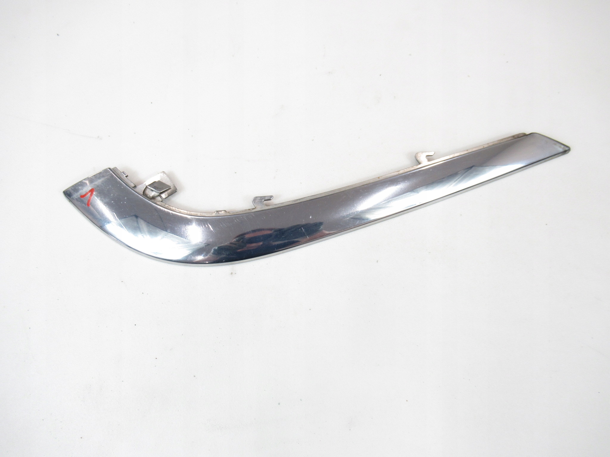 Listwa zderzaka przod lewa BMW e32