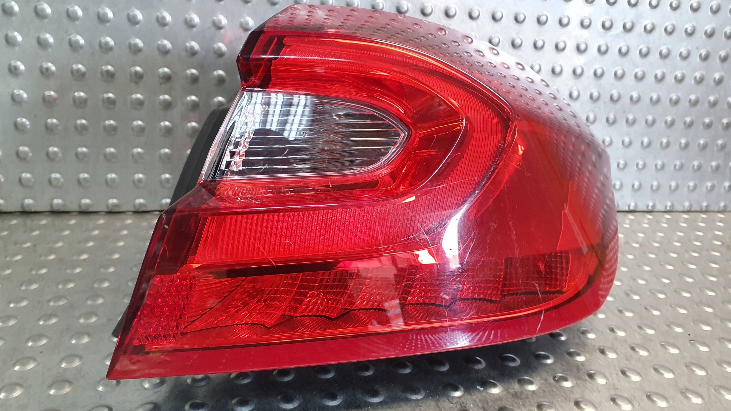 light rear part right FORD FIESTA MK8 LED 17- H1BB13404BH
