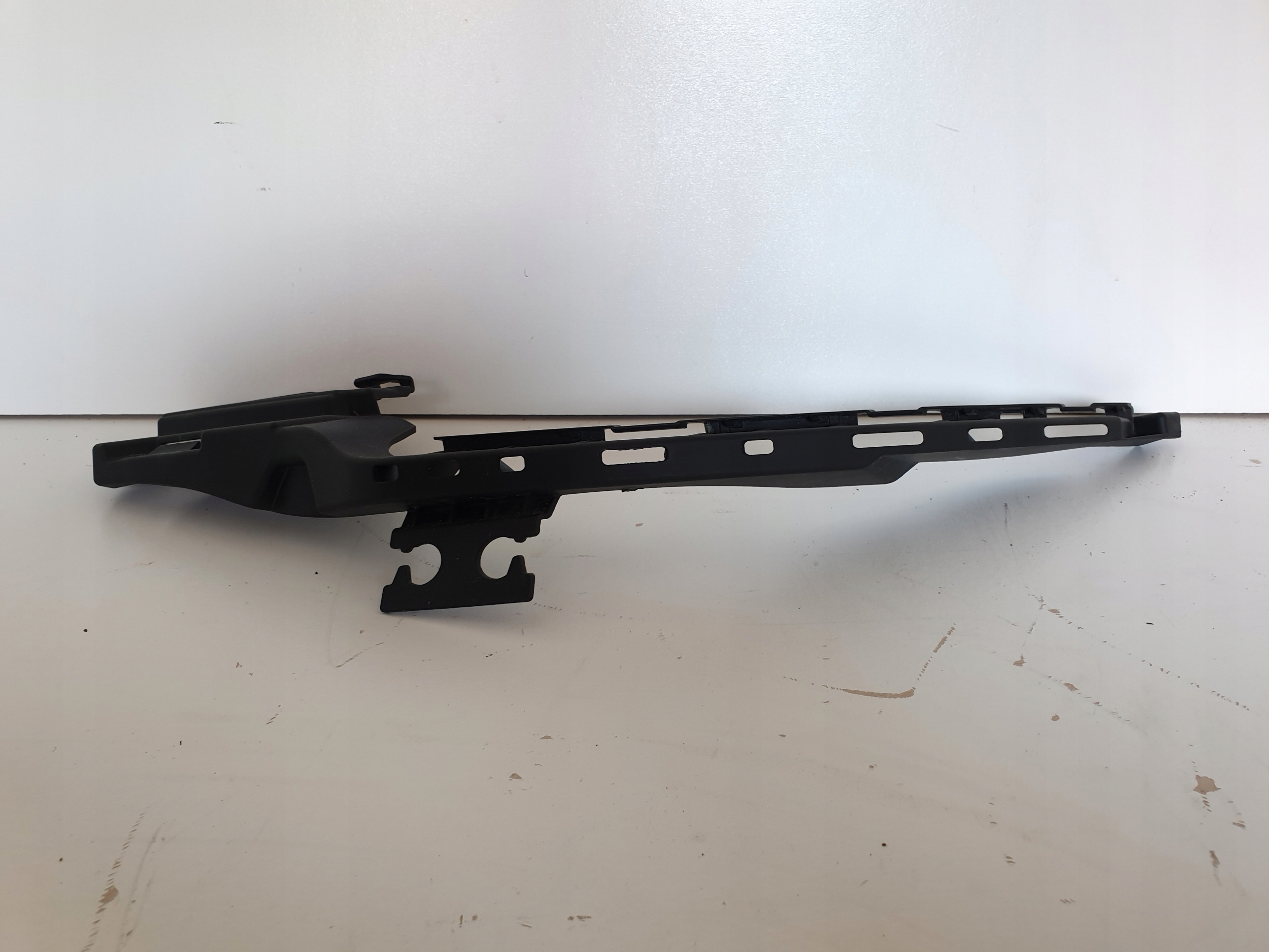 992807864 - PORSCHE 911 992 ЗАДНИЙ ПРАВЫЙ