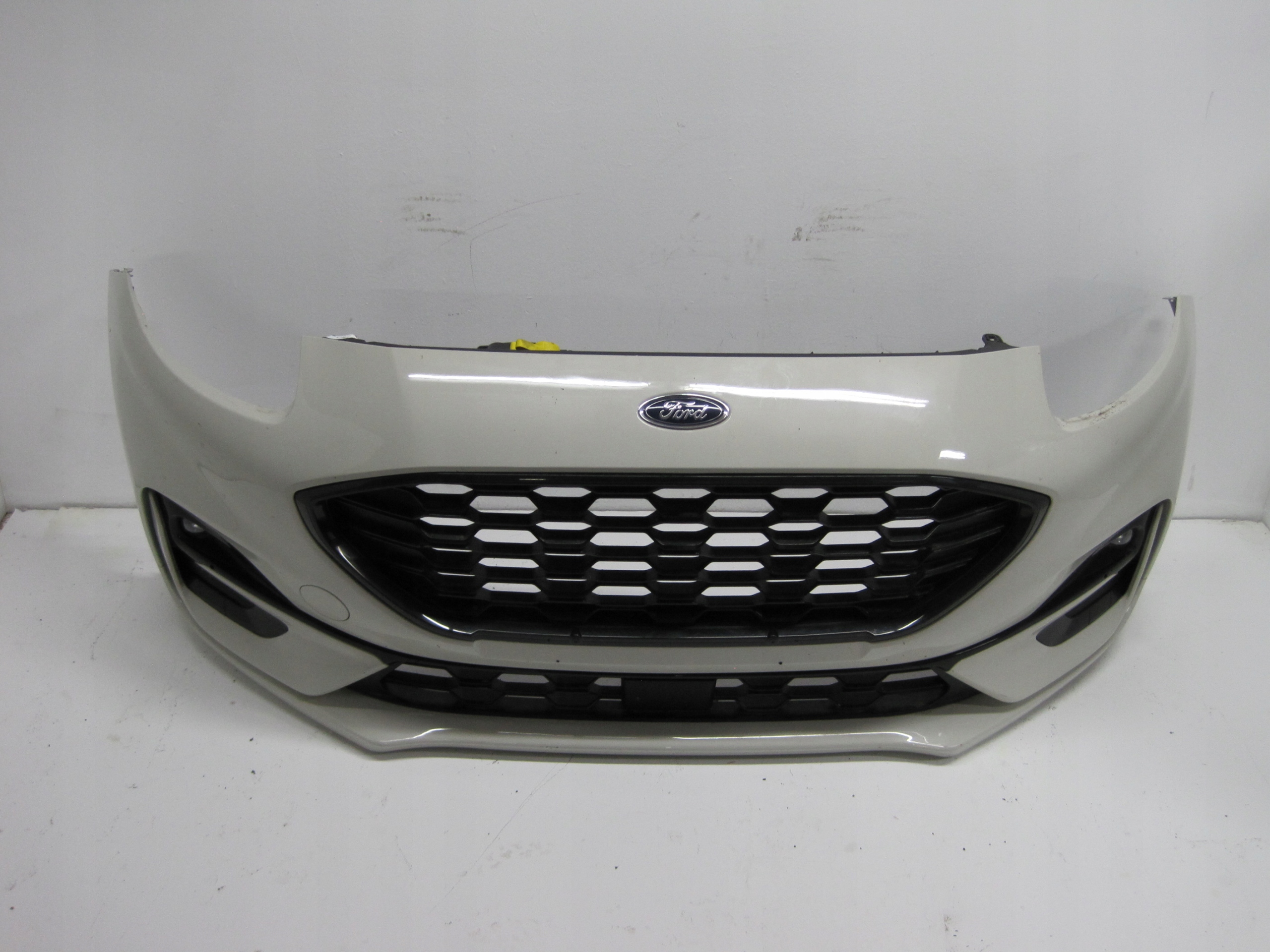 front bumper Ford PUMA ST-LINE 20R below RADAR front front