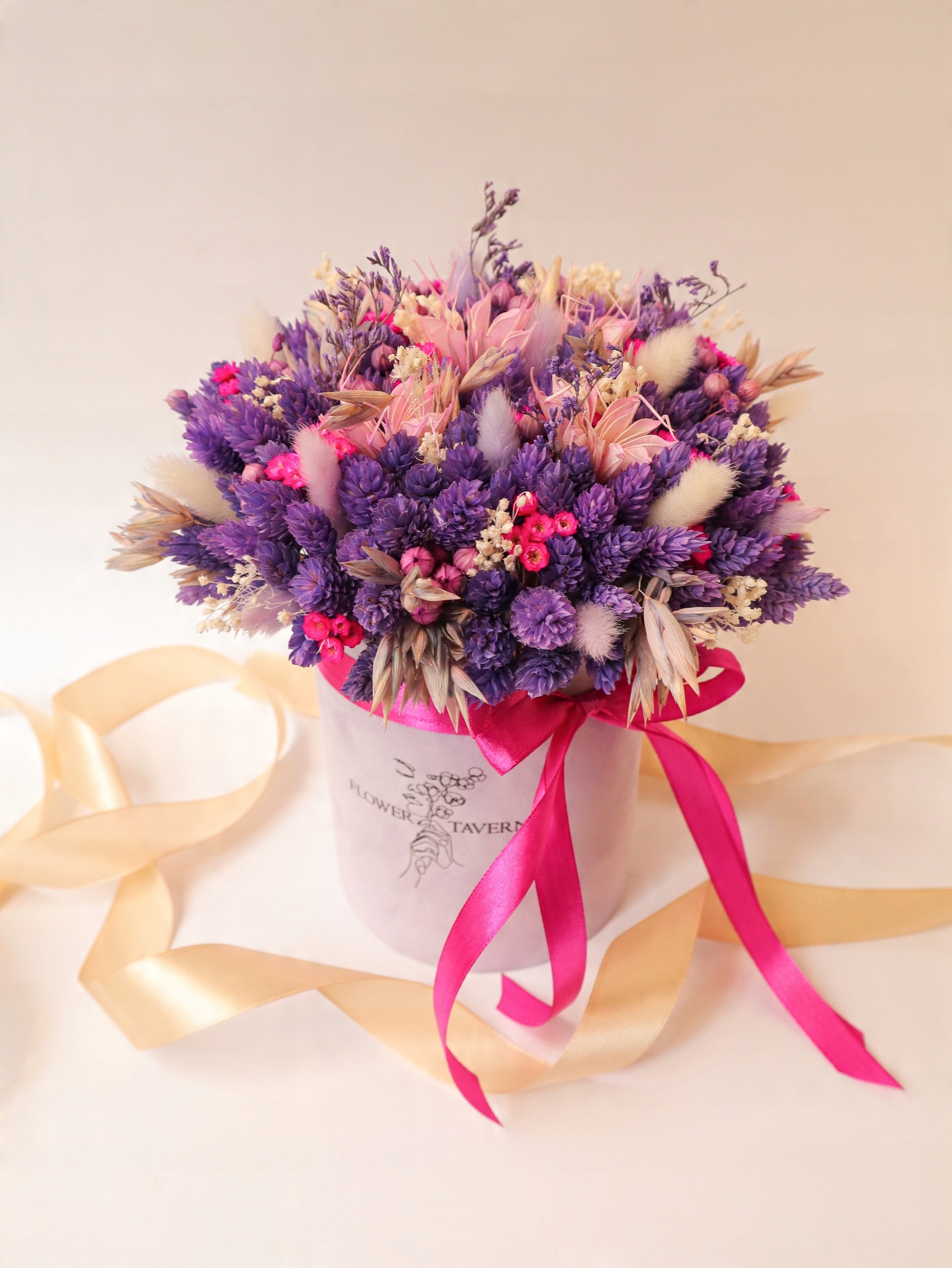 

FlowerBox z suszonych kwiatów i traw