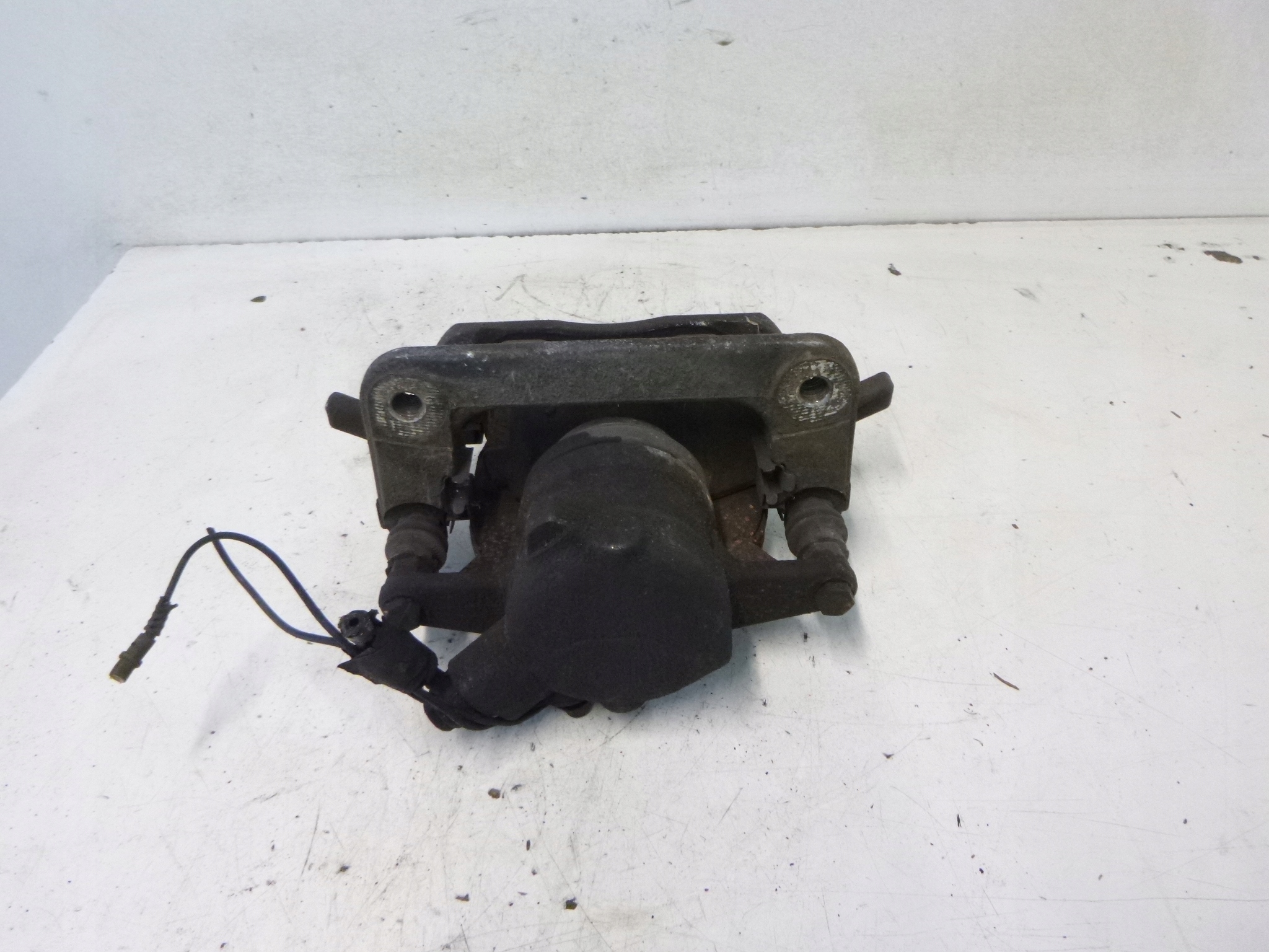 caliper brake front Peugeot 407 2.0HDI 2004r.