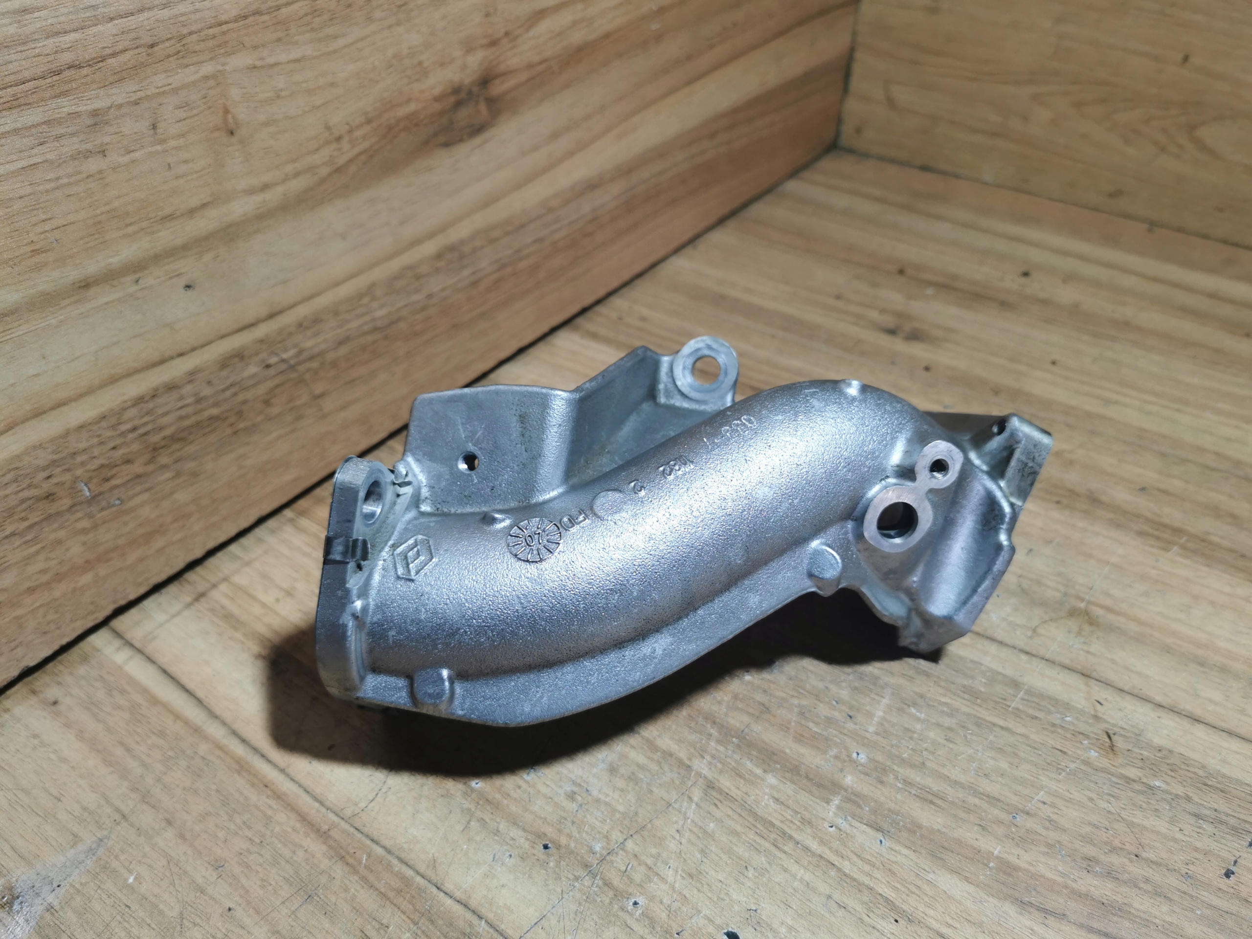 RURA PRZEWÓD ZAWORU EGR LAGUNA II LIFT 1.9 DCI