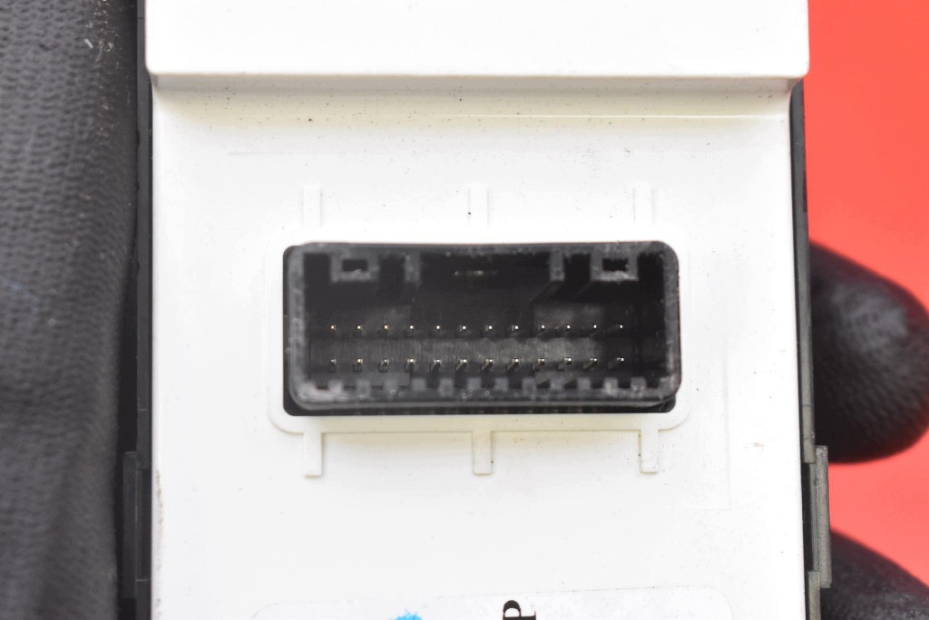 switch lifting windows right front EU 93575A8AC0BYF KIA OPTIMA IV 15