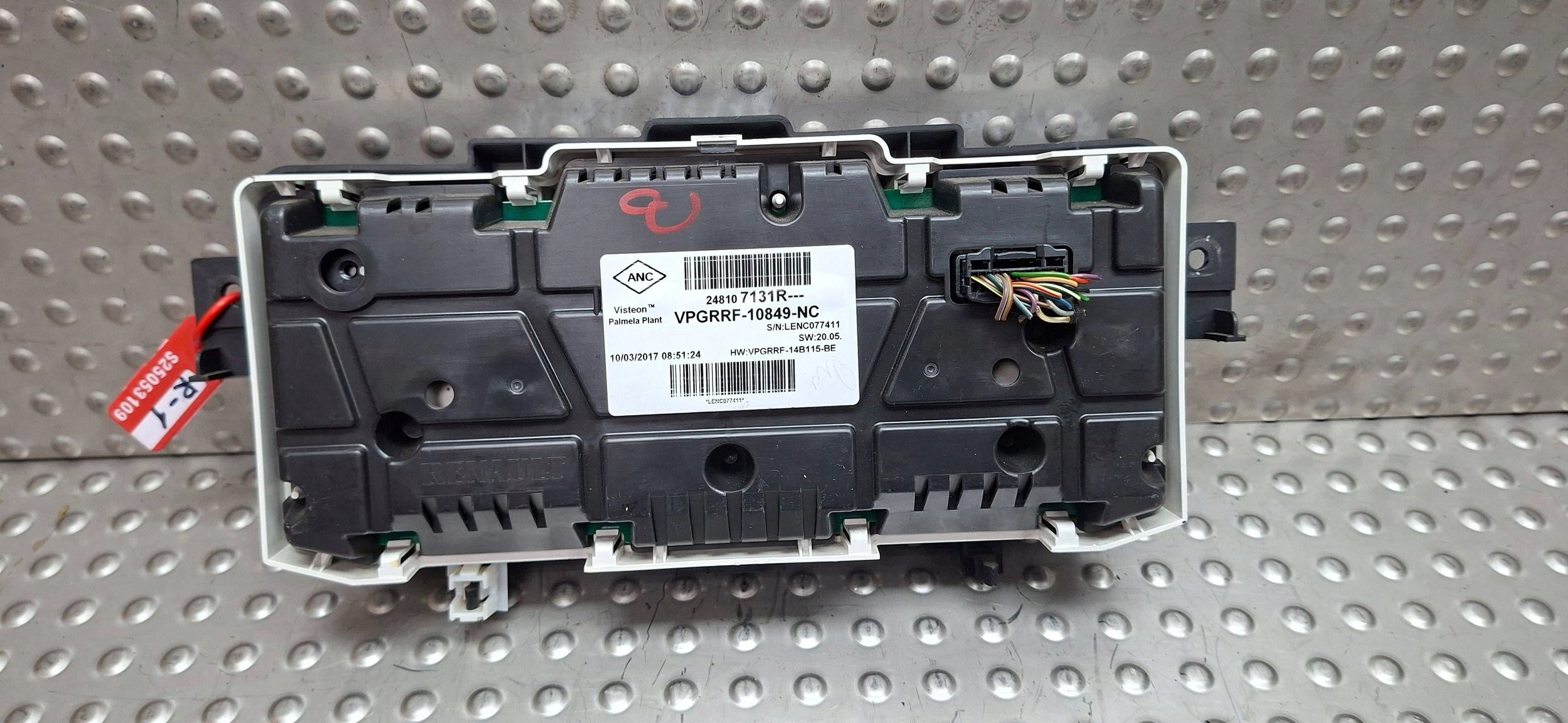 dials 248107131R RENAULT CAPTUR and 1.5 DCI 2013